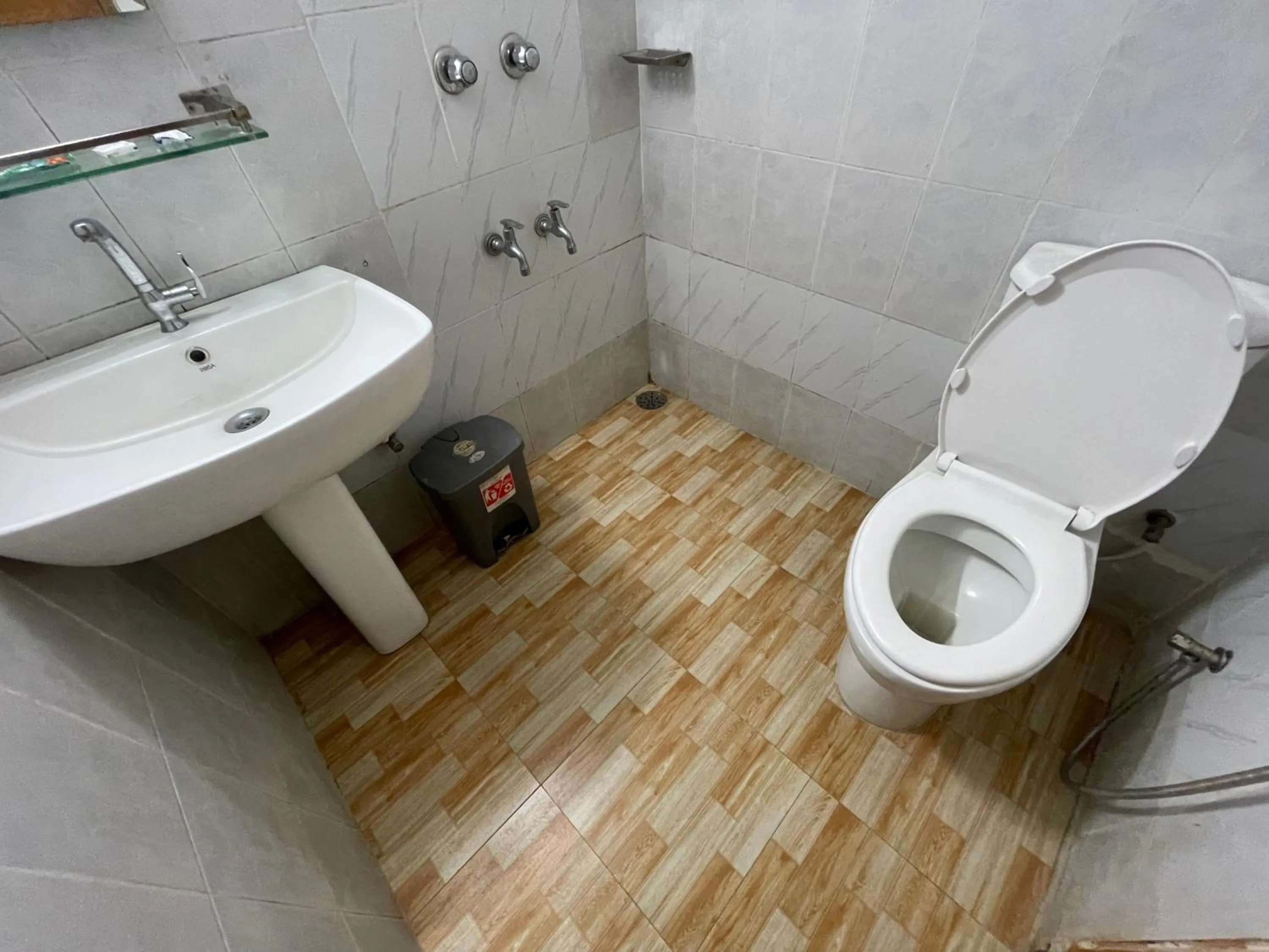 Toilet in Hotel Rosewood Uttara