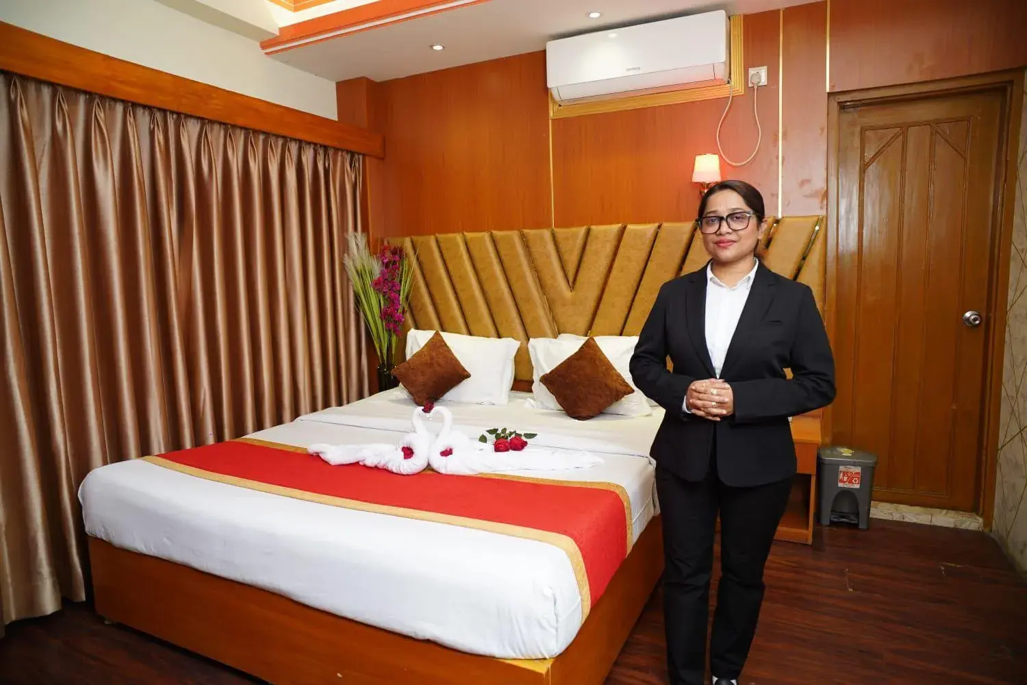 Deluxe Double Room in Hotel Rosewood Uttara Deluxe Double Room in Hotel Rosewood Uttara