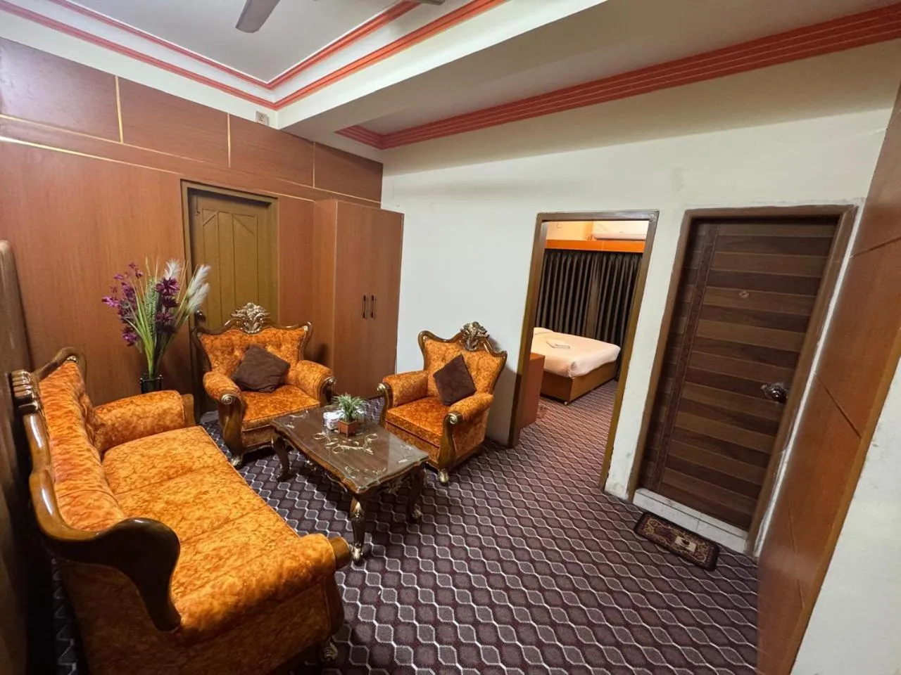 Bed in Hotel Rosewood Uttara