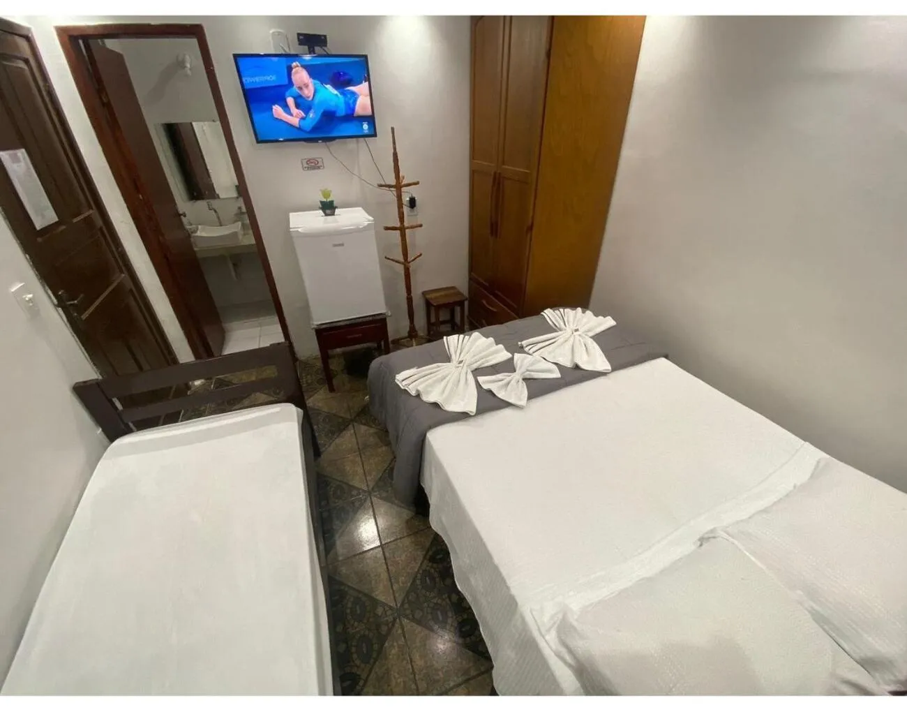 Property building, Bed in Pousada Ninho da Coruja