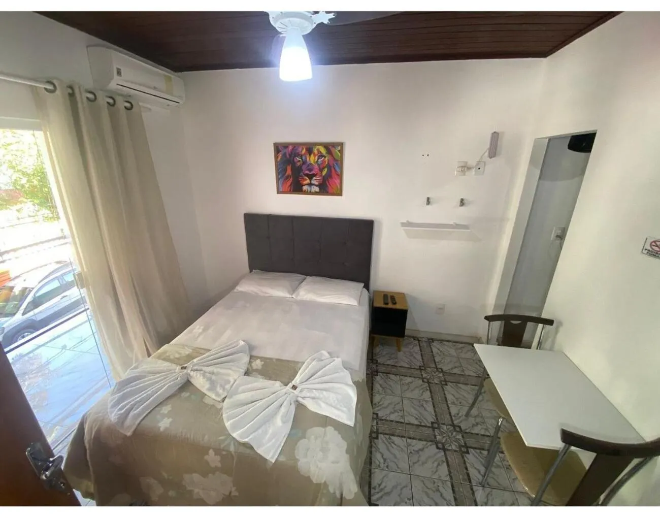 Property building, Bed in Pousada Ninho da Coruja