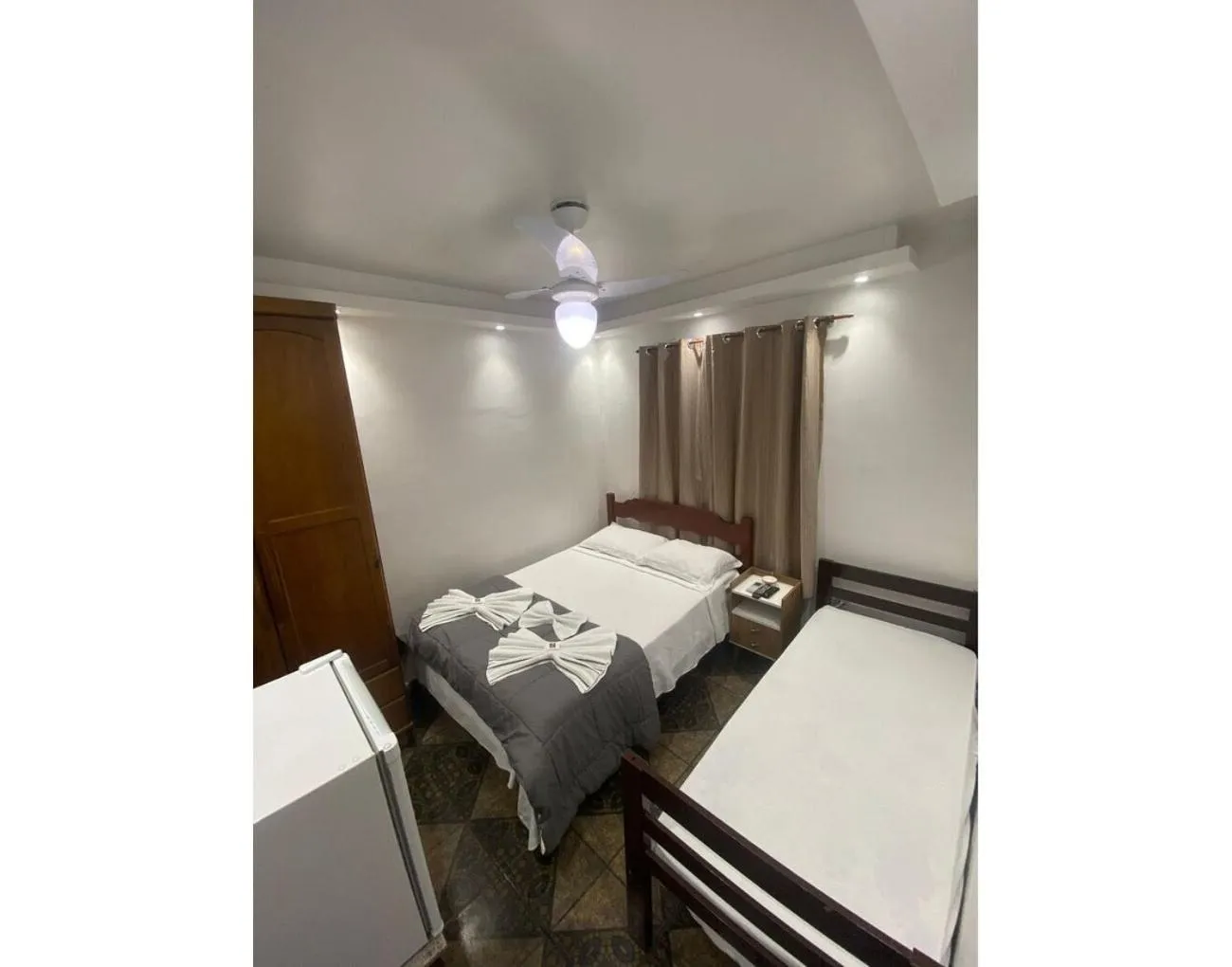 Property building, Bed in Pousada Ninho da Coruja
