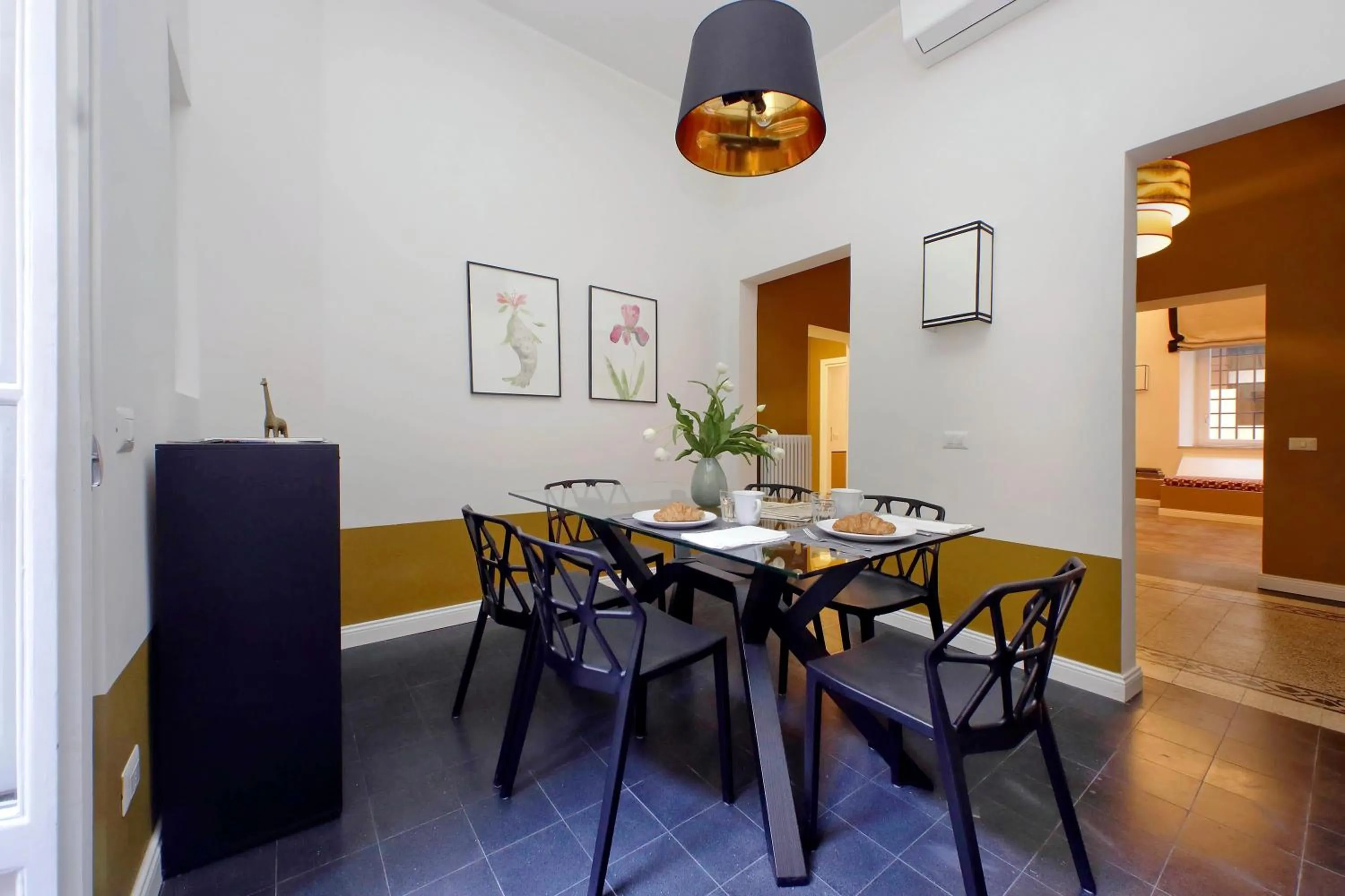 Monti Apartments - My Extra Home