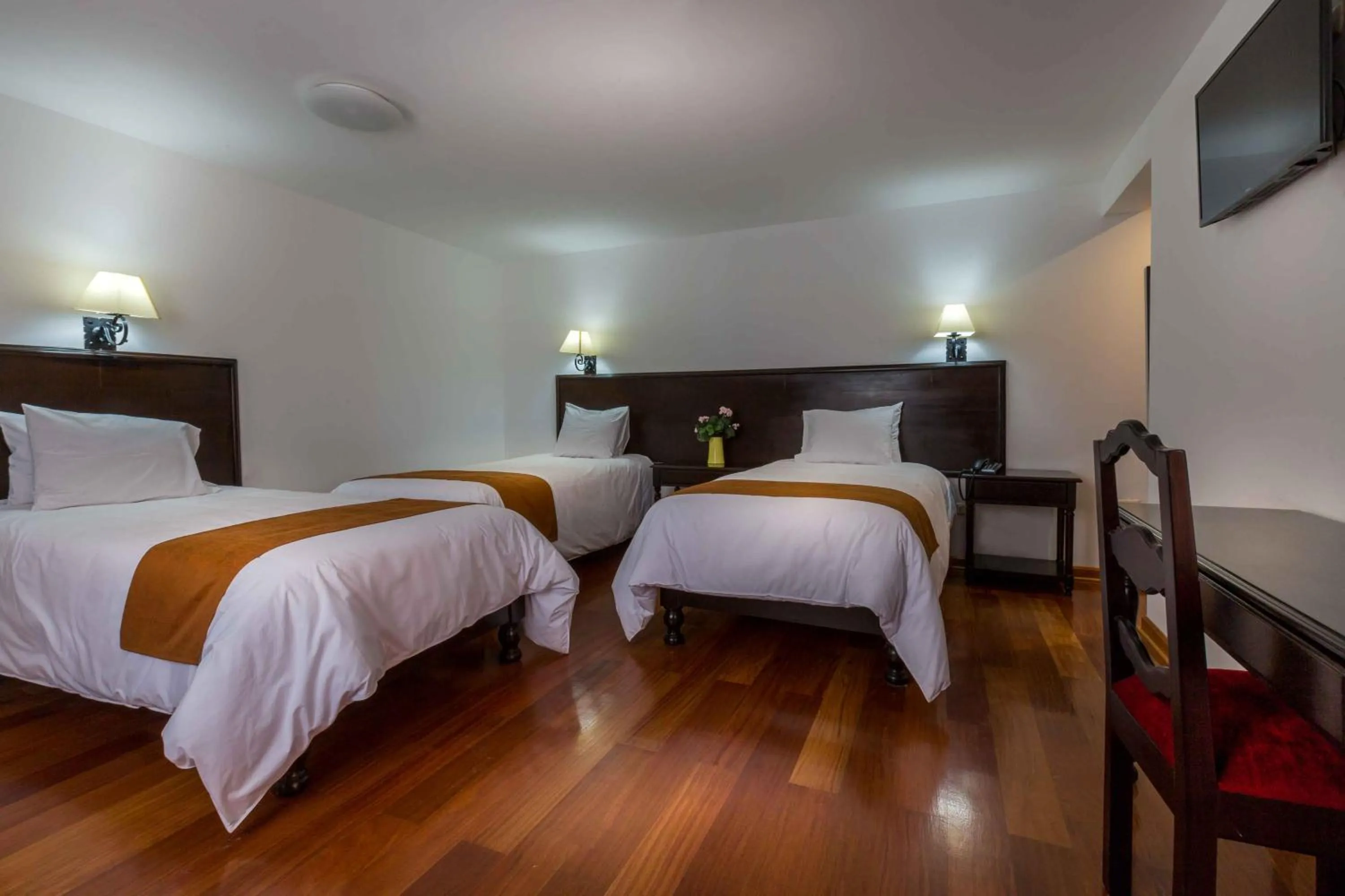 Decorative detail, Bed in Illa Hotel