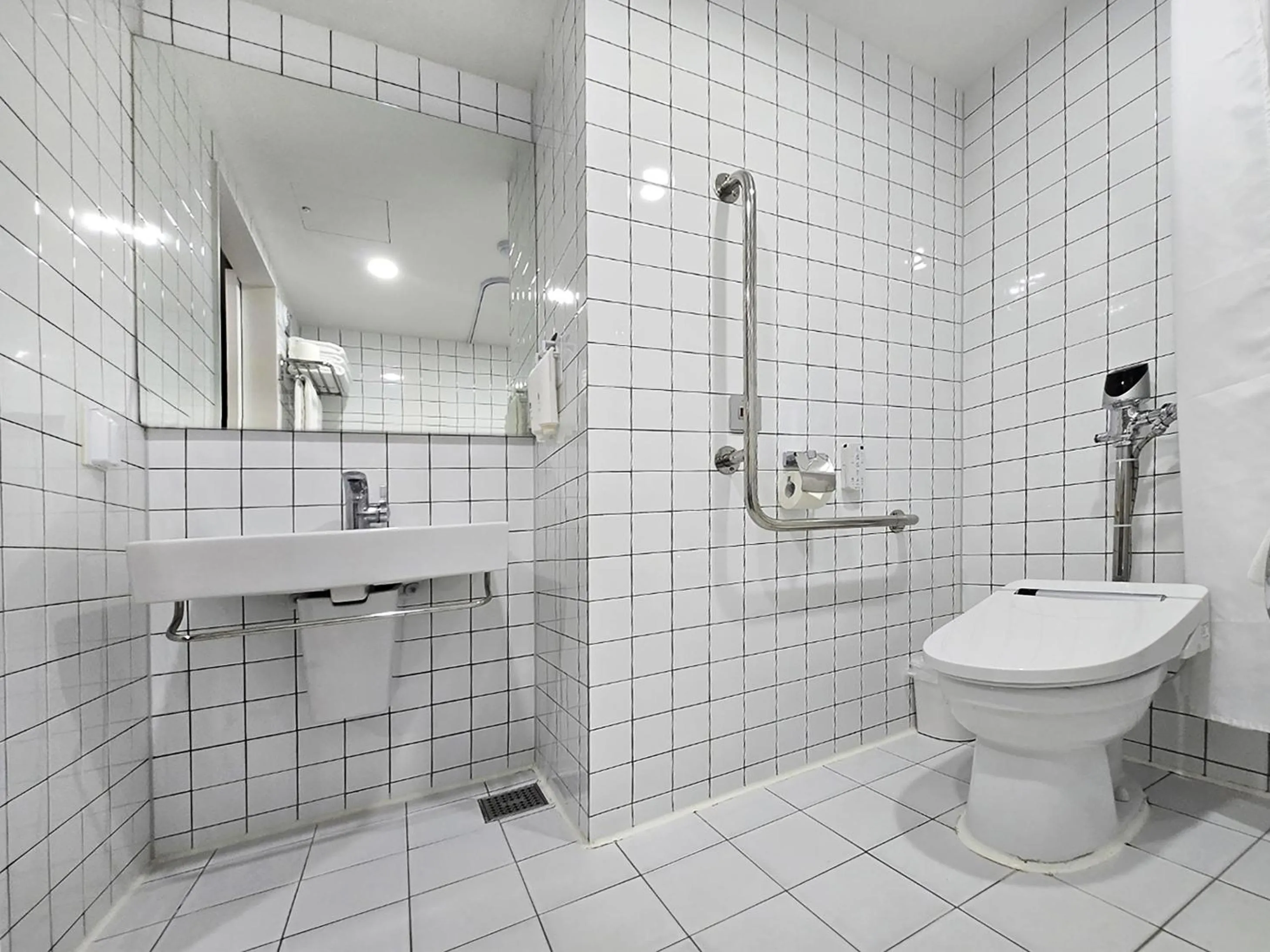 Shower in Creto Hotel Myeongdong