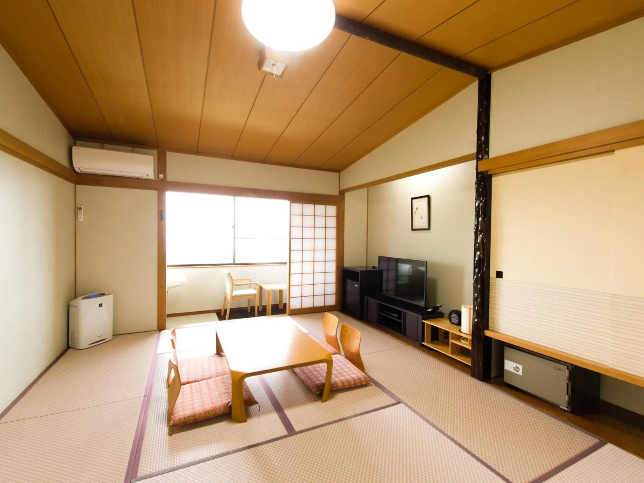 Photo of the whole room in LiVEMAX RESORT izukogen