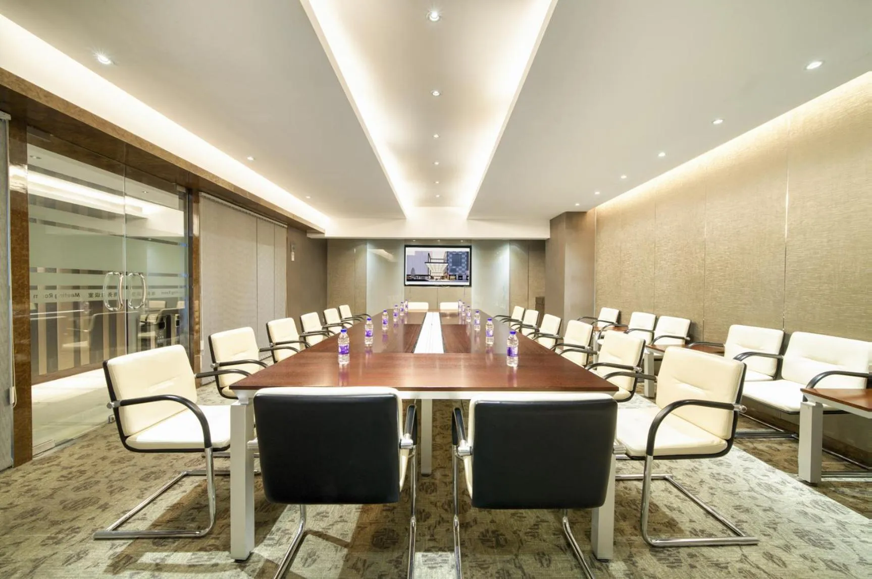 Meeting/conference room in Hangzhou Tower Hotel
