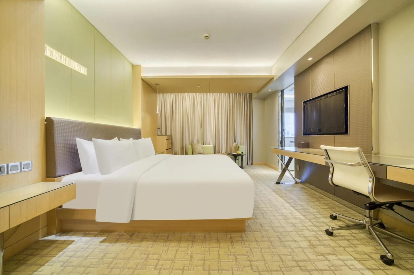 Superior Queen Room in Hangzhou Tower Hotel