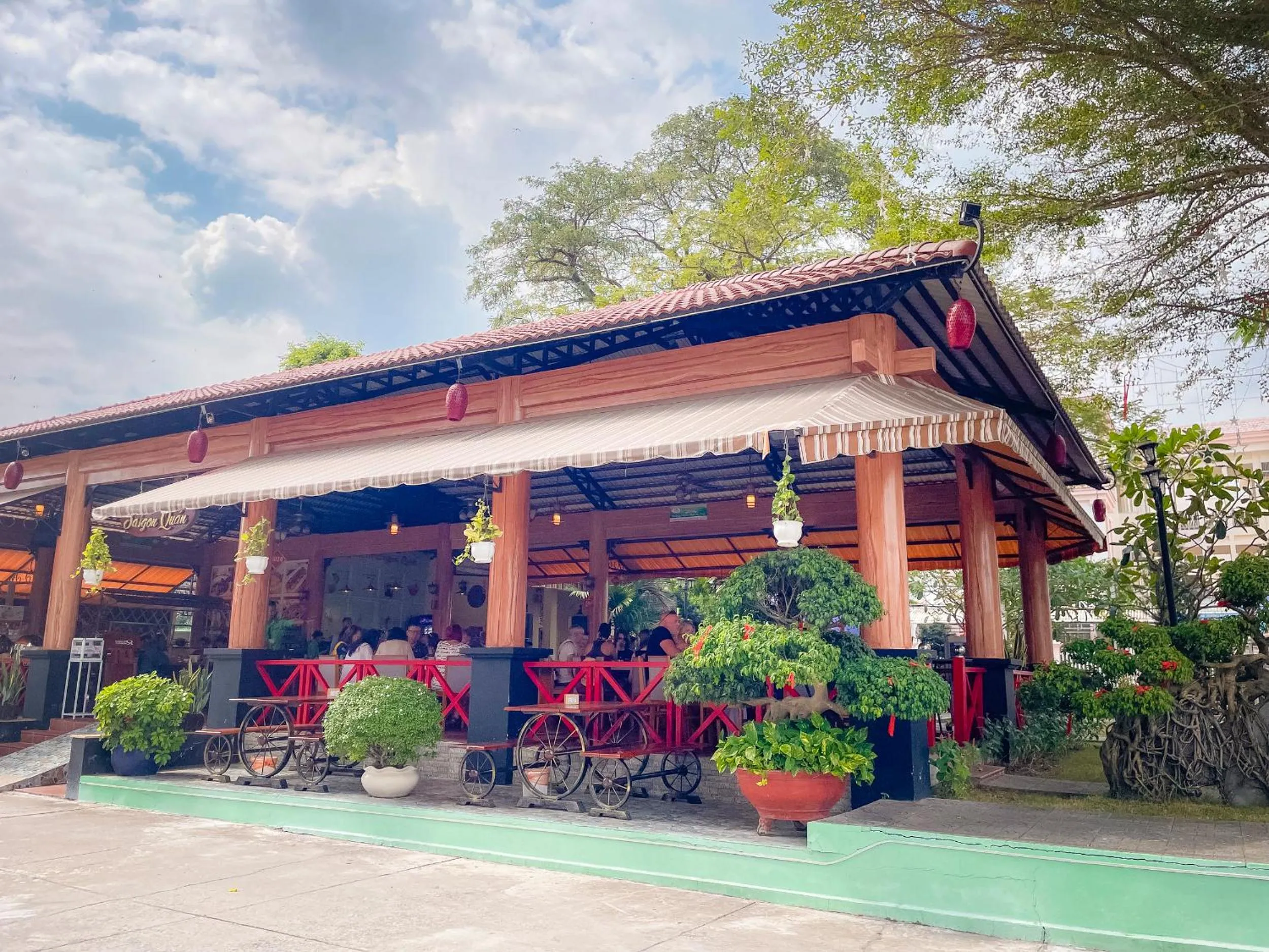 Restaurant/places to eat in Sai Gon Rach Gia Hotel