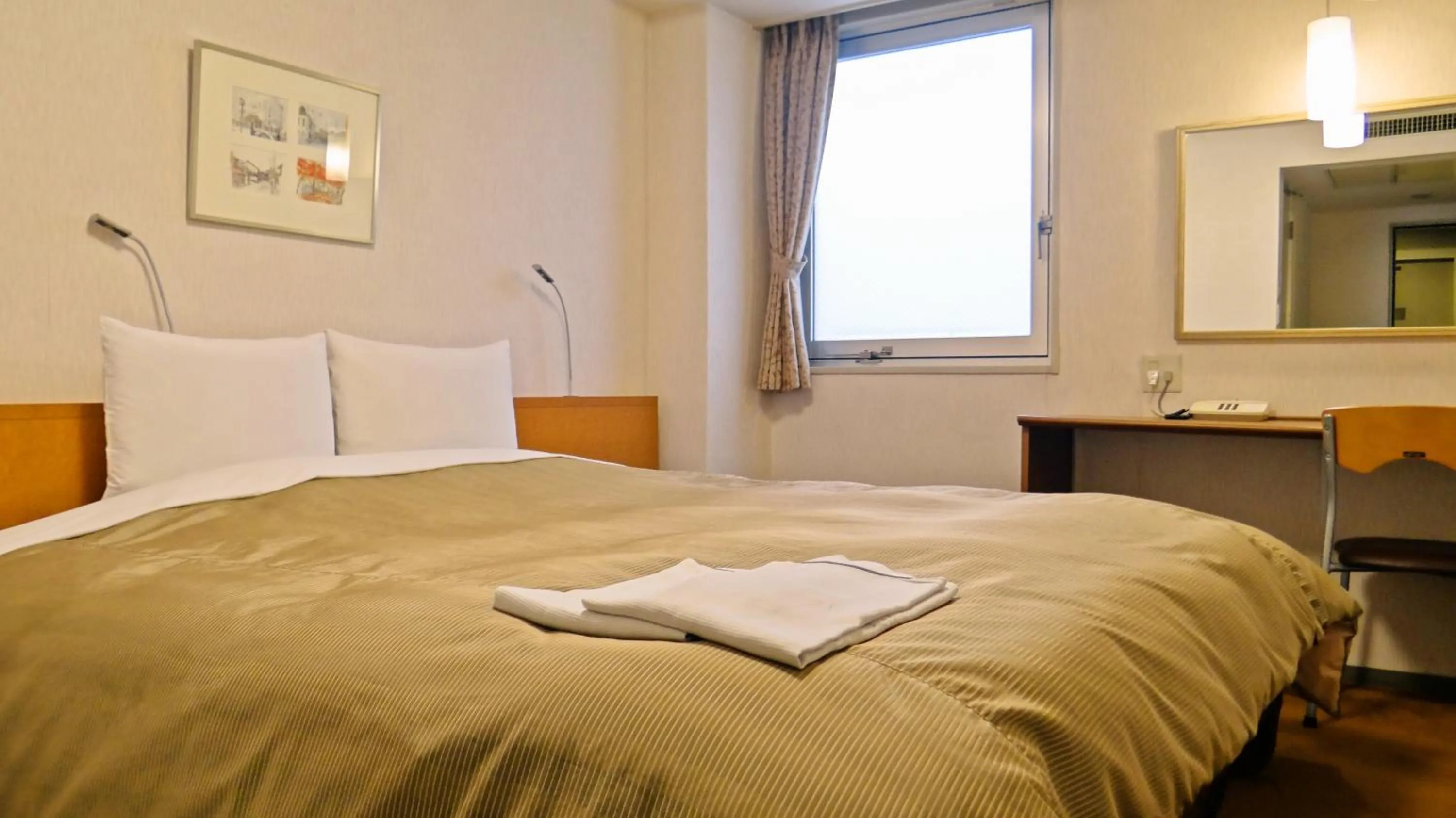 Photo of the whole room, Bed in Morioka City Hotel