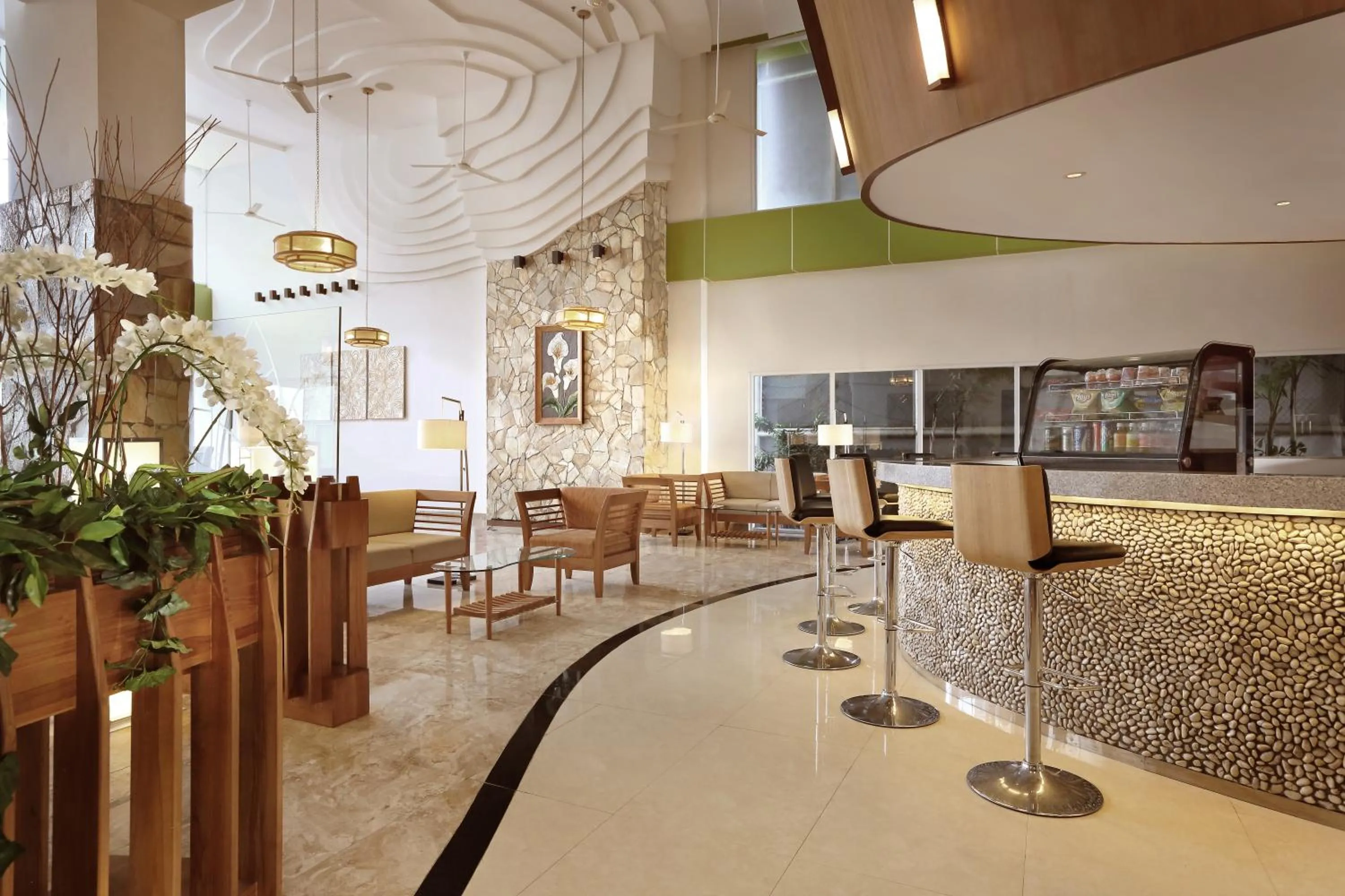 Lounge or bar in Diamond Hotel Kuta Bali
