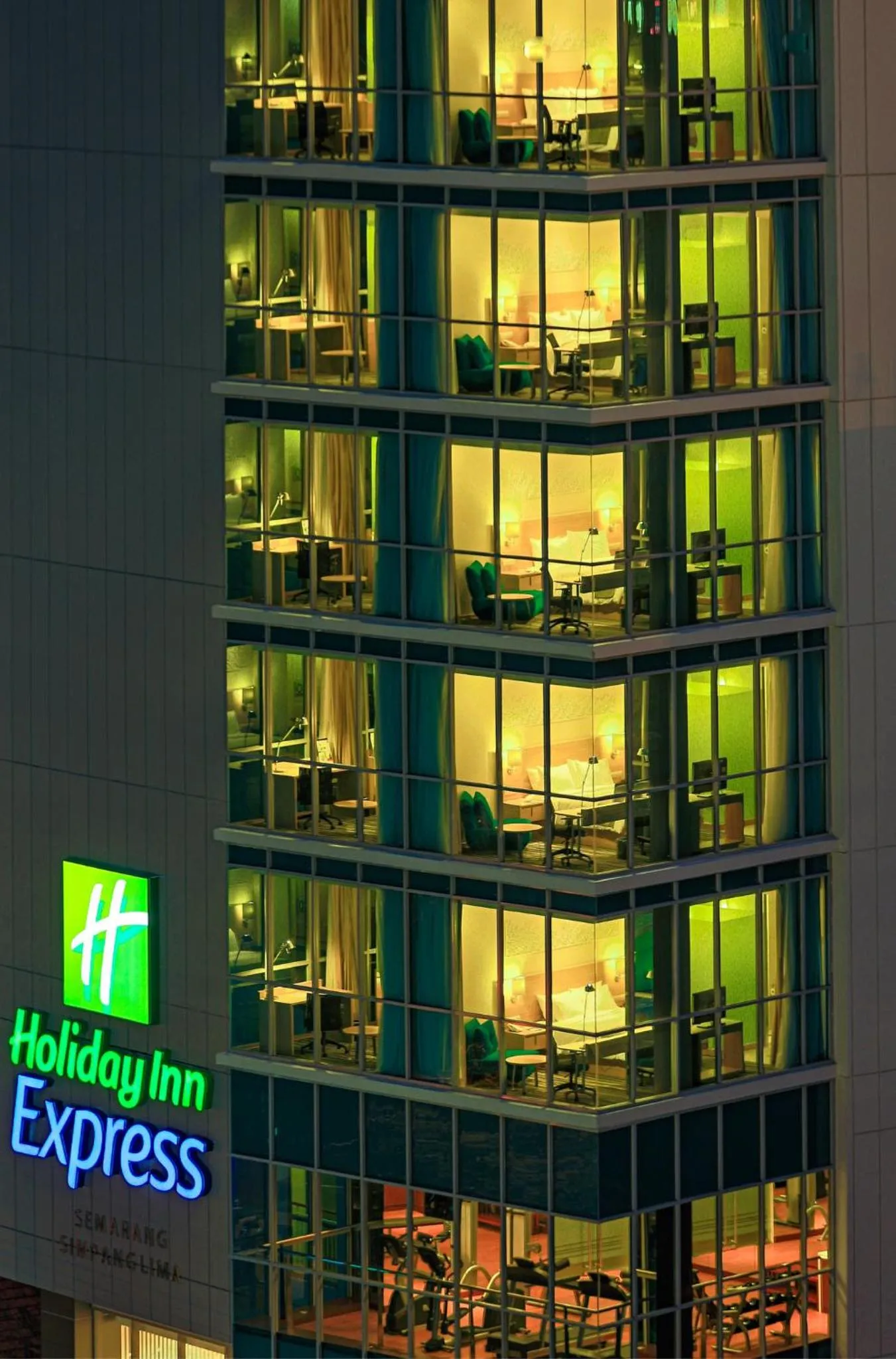 Property building in Holiday Inn Express Semarang Simpang Lima by IHG