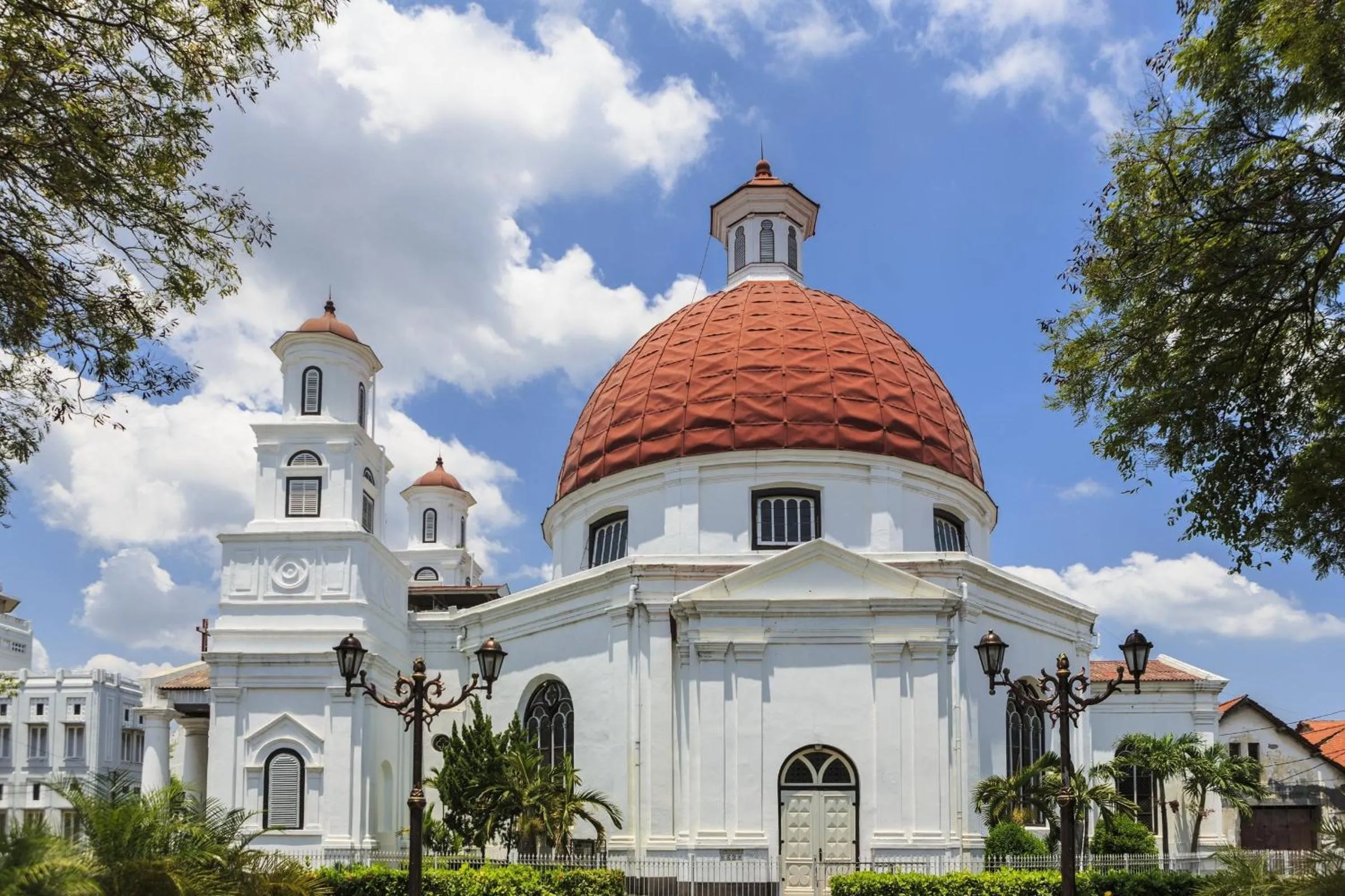 Nearby landmark in Holiday Inn Express Semarang Simpang Lima by IHG