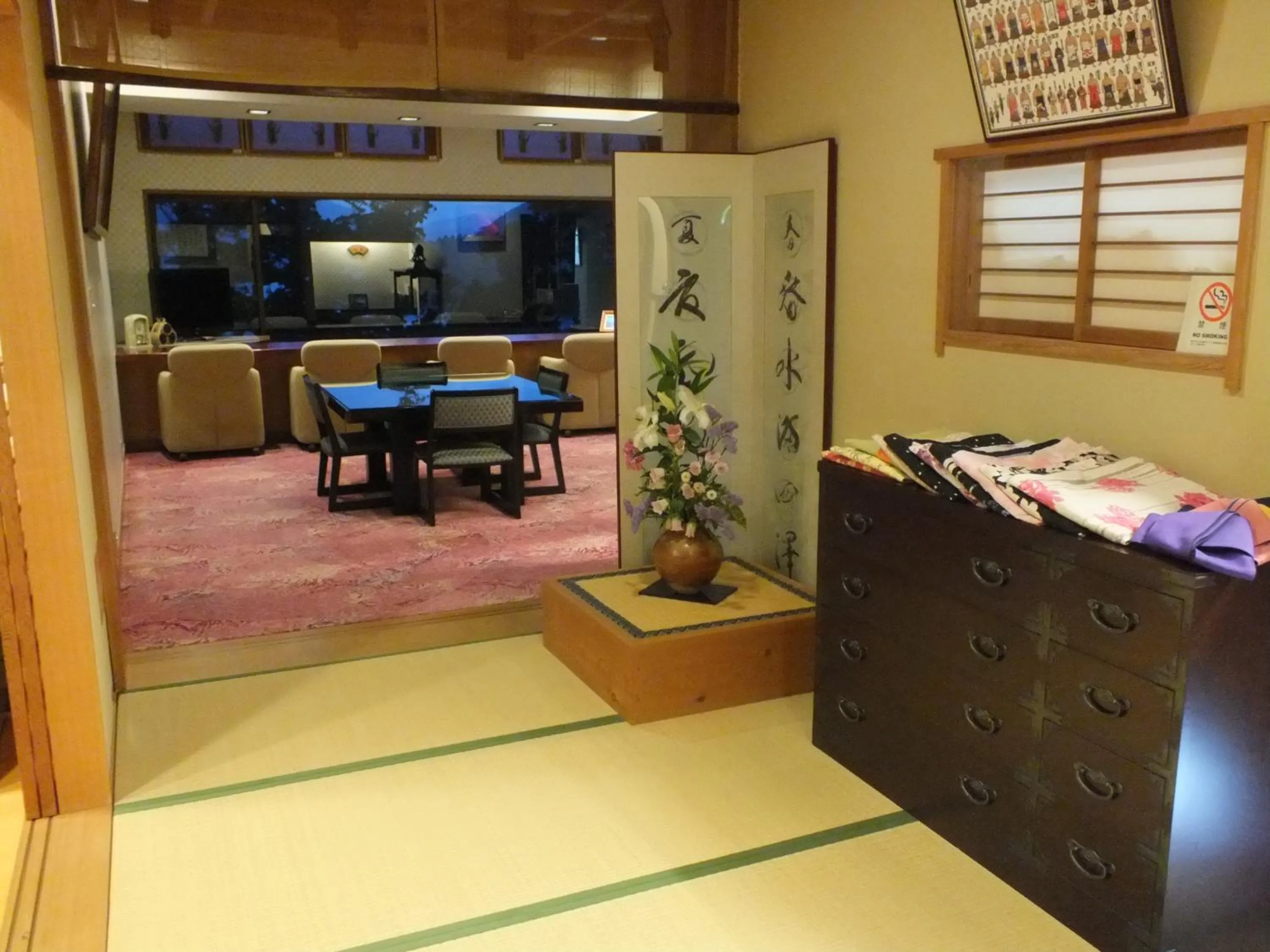 Lounge or bar in Hananoyado Fukuya