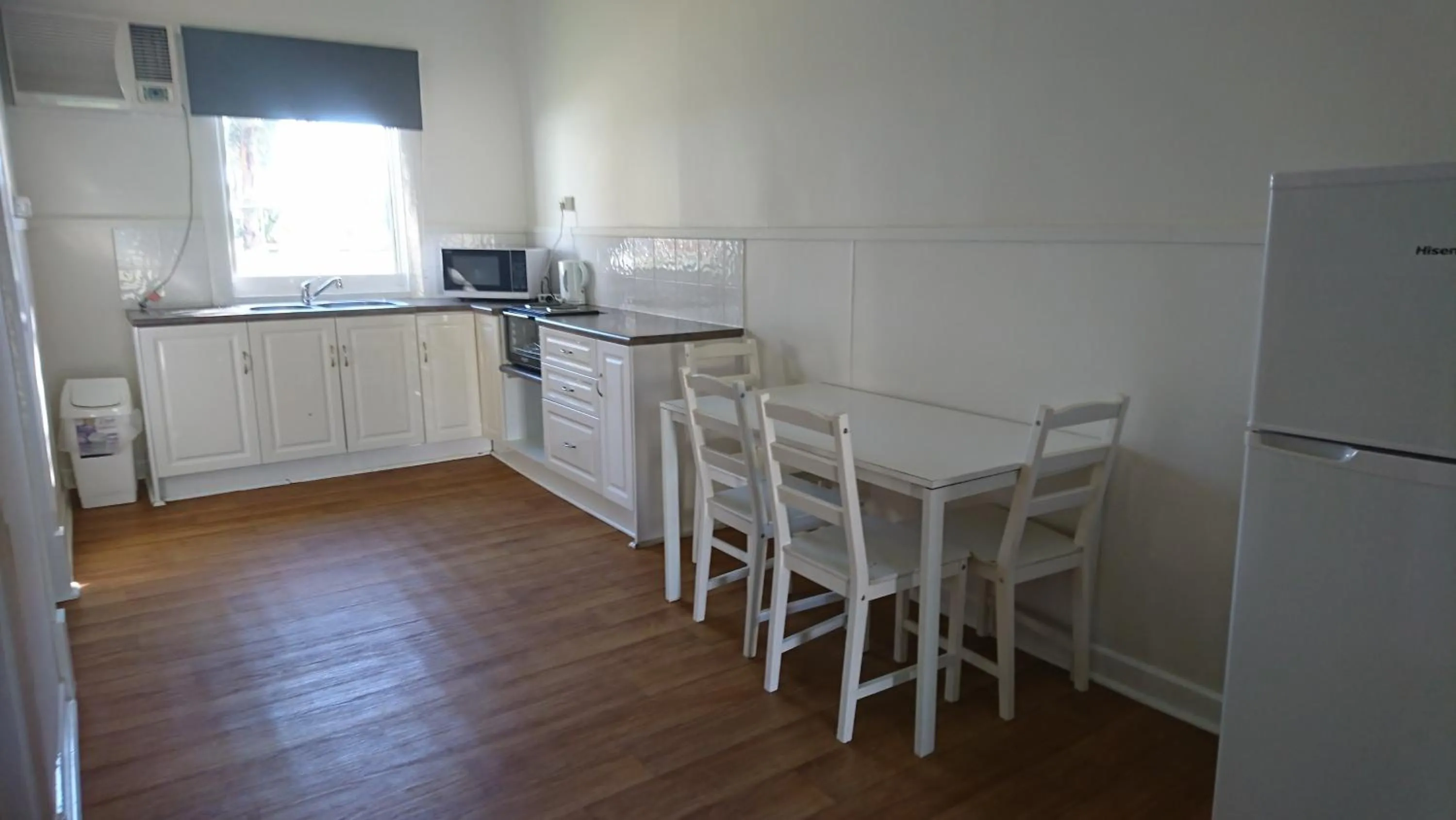 Dining area in Australind Tourist Park