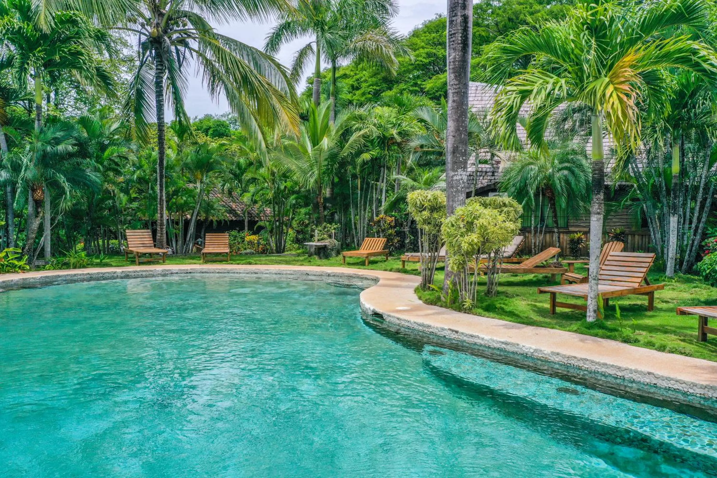 Pool view in El Sabanero Eco Lodge