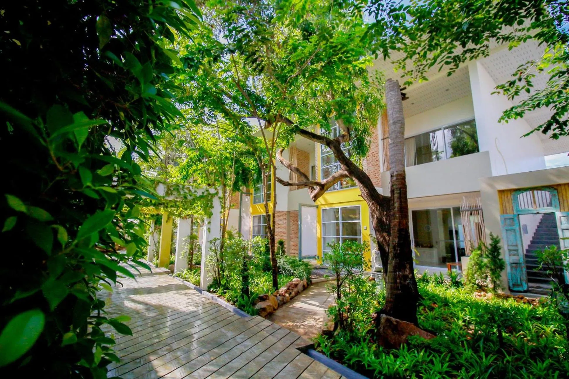 Property building in Summer Luxury Beach Resort & Spa