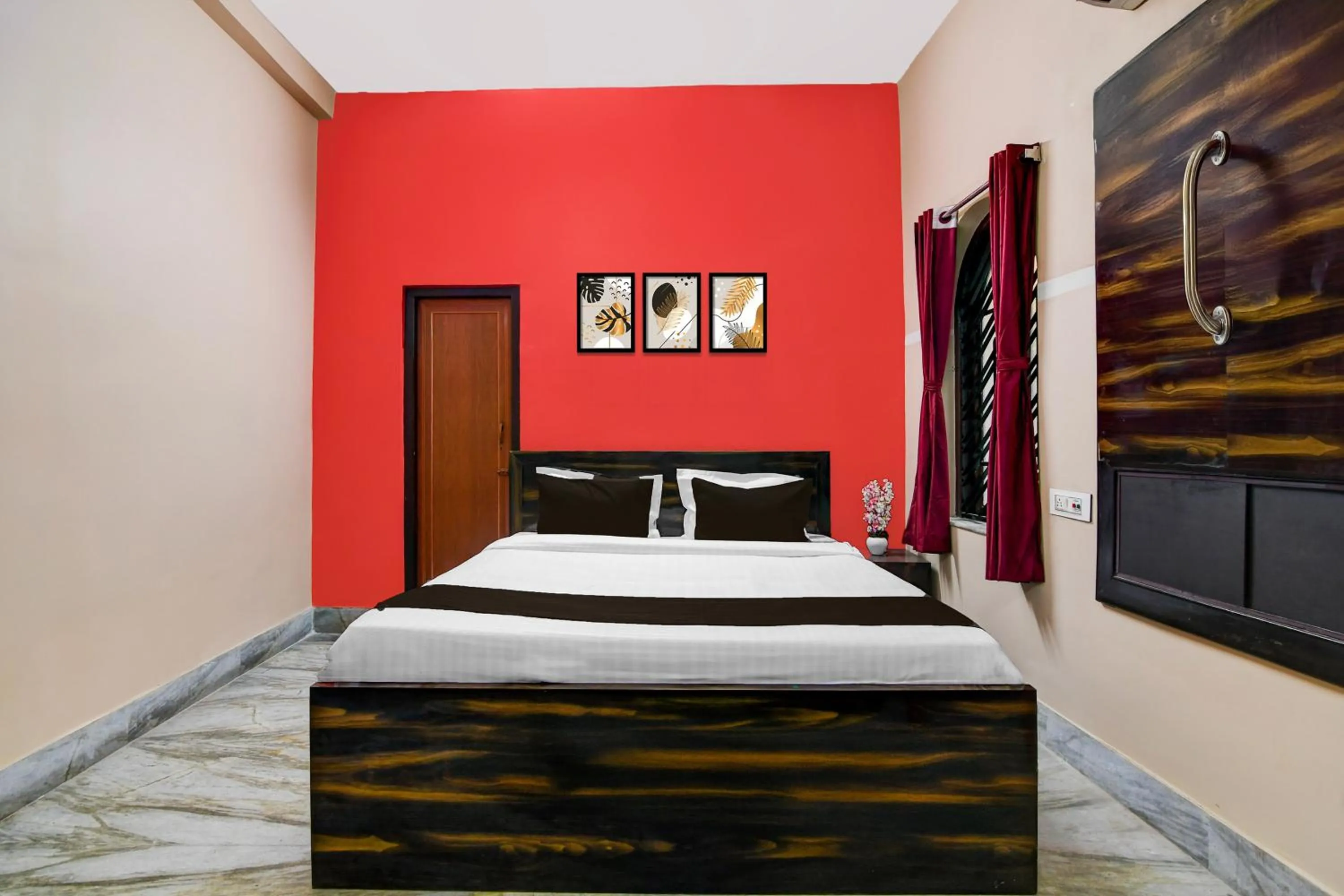 Bedroom, Bed in Super Hotel O NSCB International Airport Formerly Bougain Villa