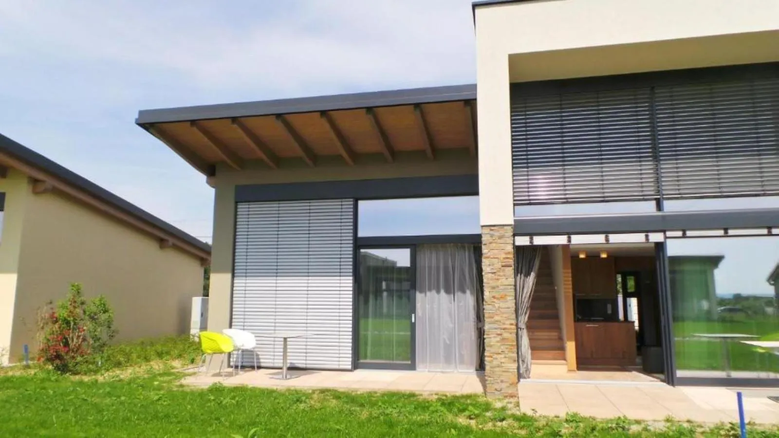 Property building in Hotel Diamond Country Club