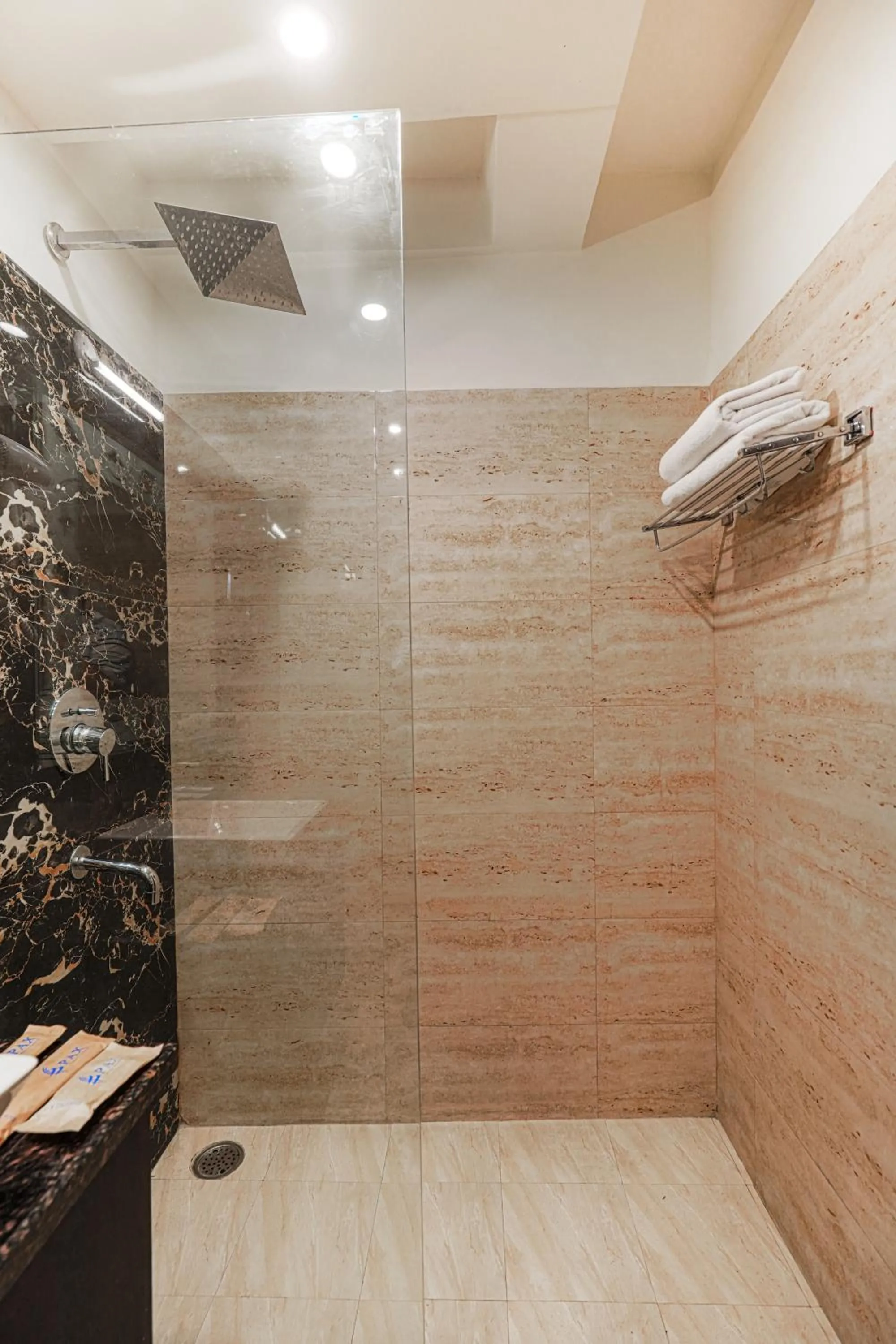 Shower in Pax Hotel Spring Solance 200 mtr from Gandhi Chowk Khajjiyar Road