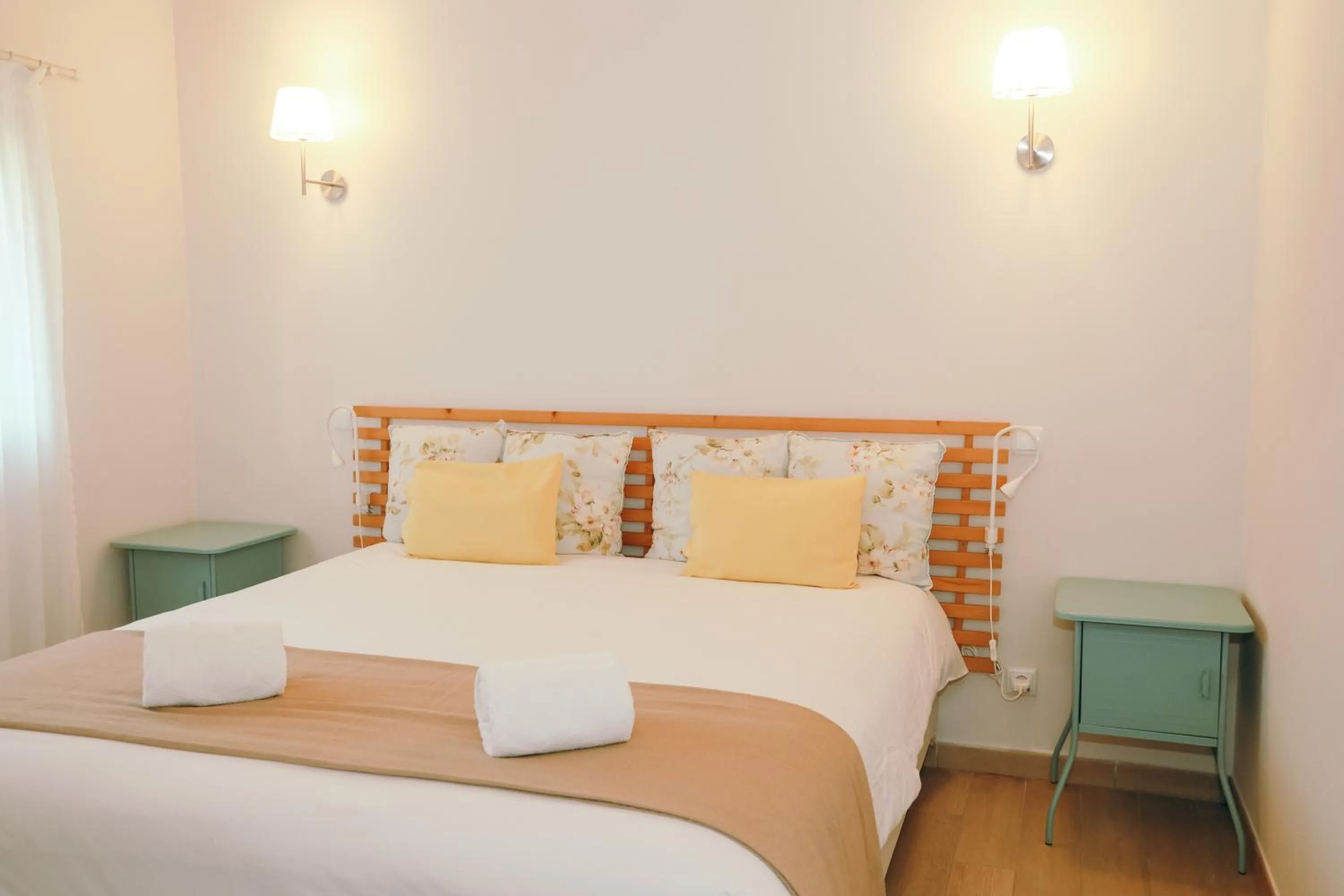 Photo of the whole room, Bed in I Love Dão Casas Da Fraga