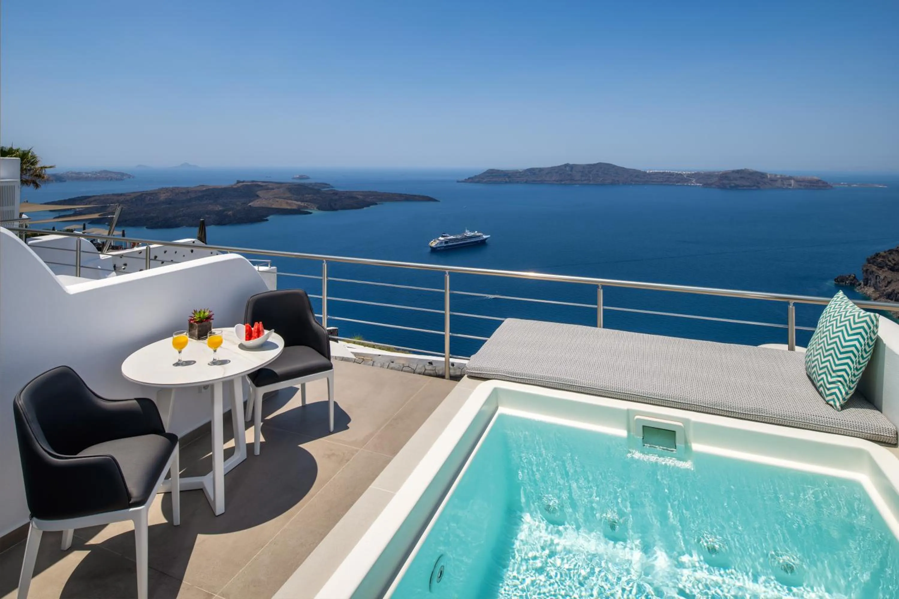 Hot Tub in Aura Suites