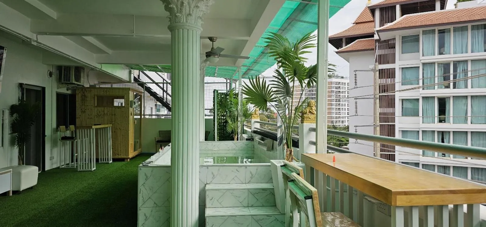 Sauna in Priory Hillside Residence