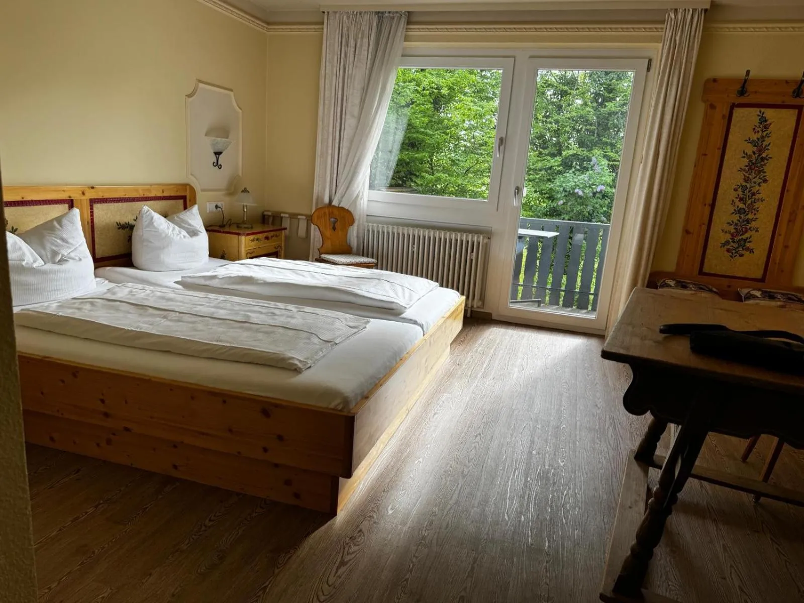 Bed in Hotel zum Kreuz