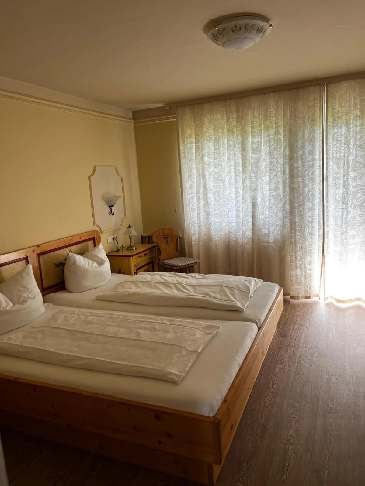 Bed in Hotel zum Kreuz