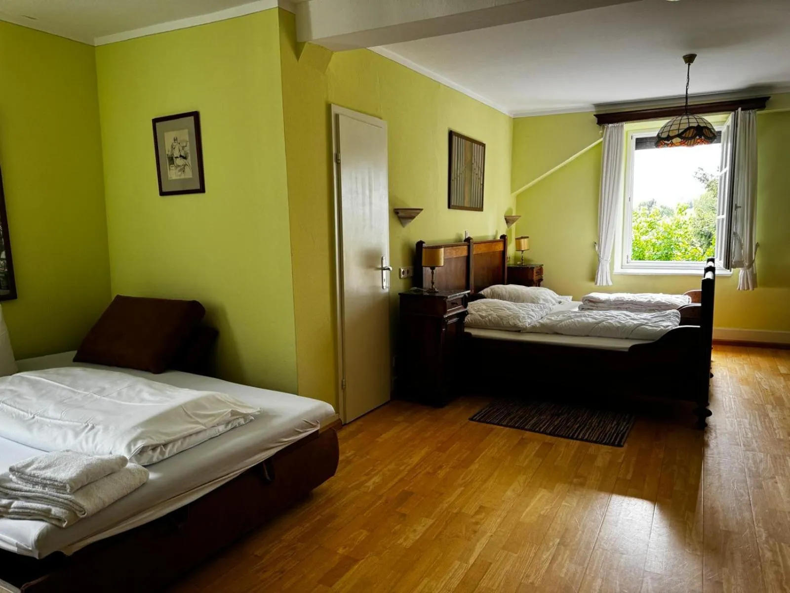 Bed in Hotel zum Kreuz