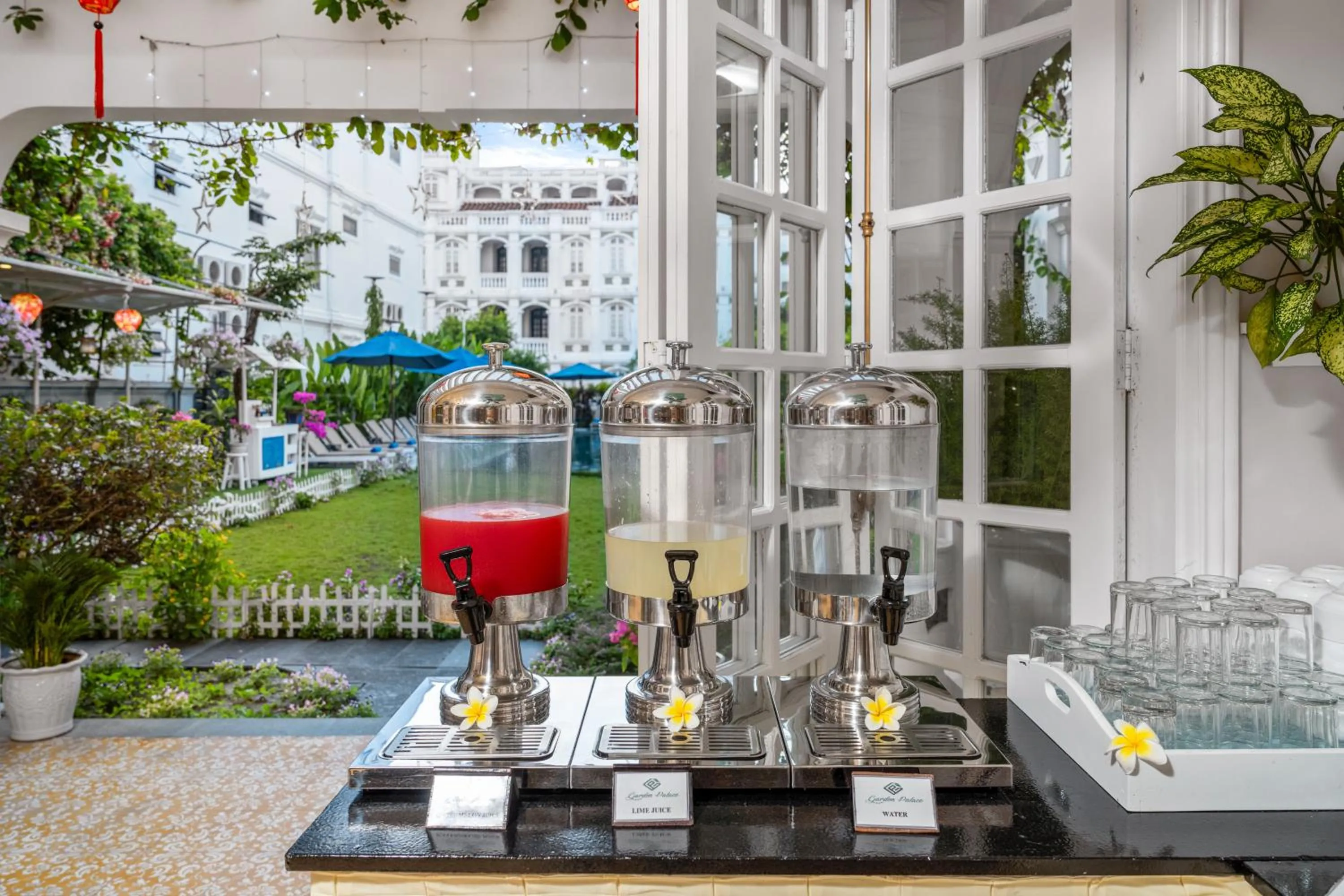 Patio in Hoi An Garden Palace and Spa - A Boutique Inspired by Nature