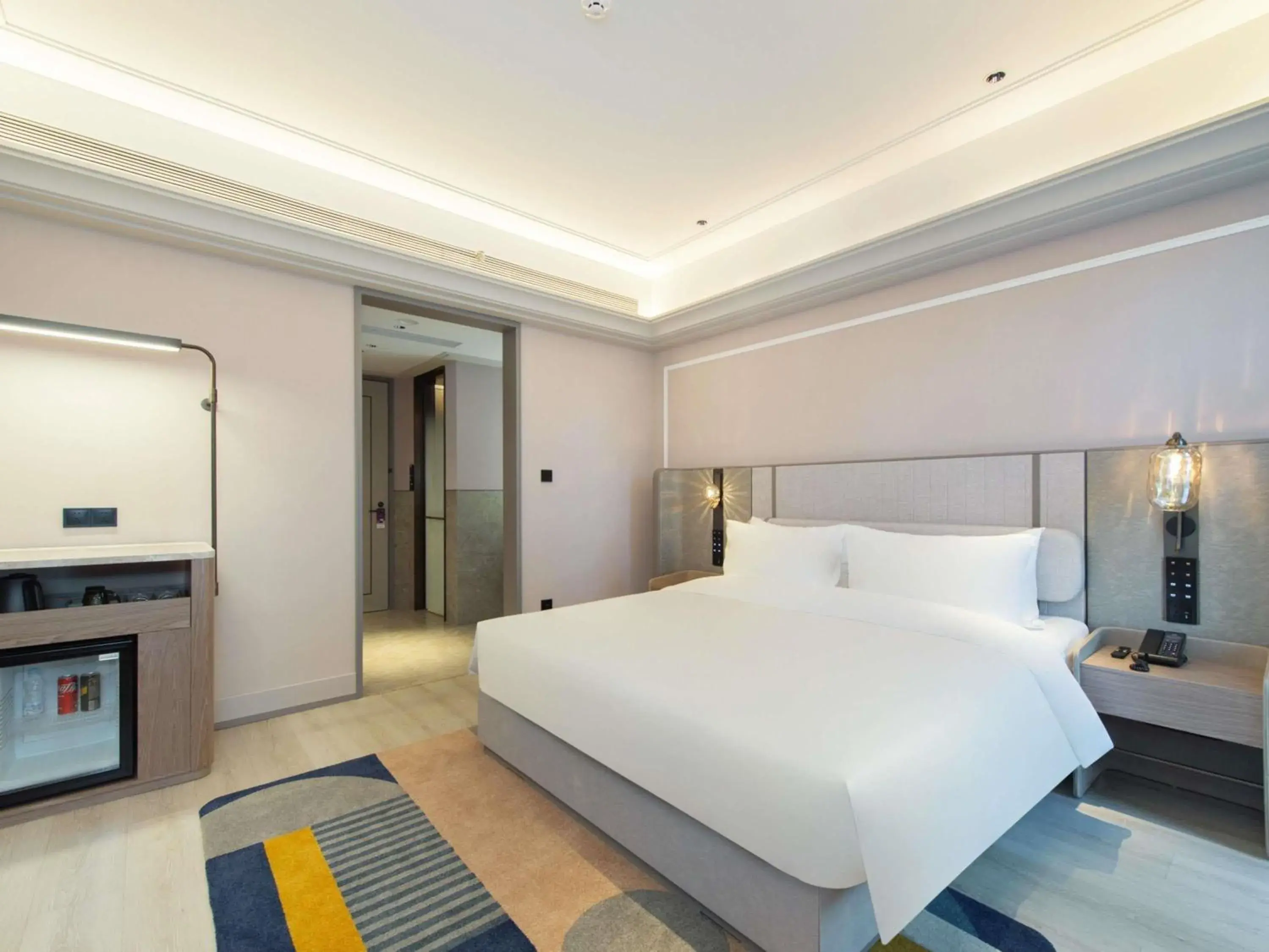Standard King Room in Mercure Haikou City Center Standard King Room in Mercure Haikou City Center