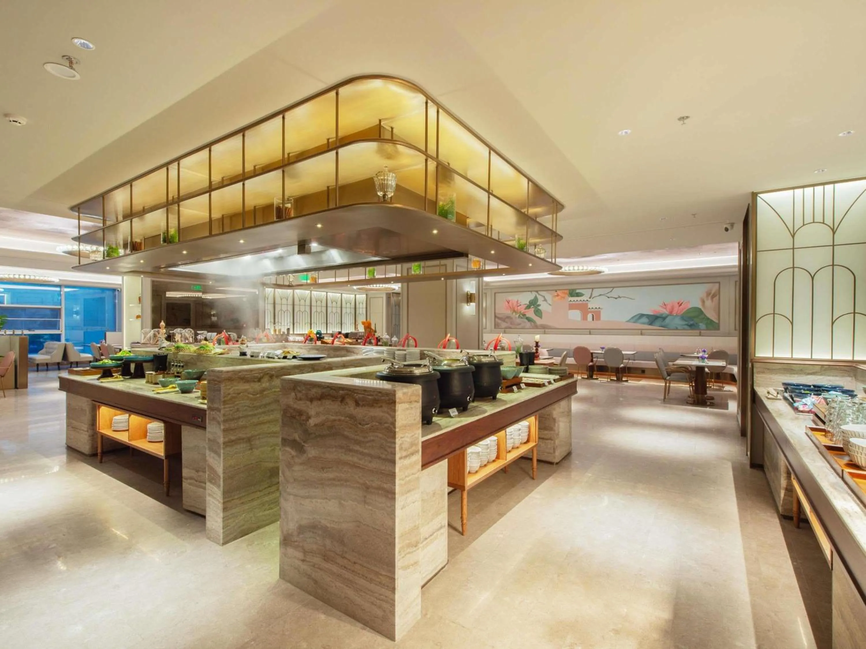 Restaurant/places to eat in Mercure Haikou City Center