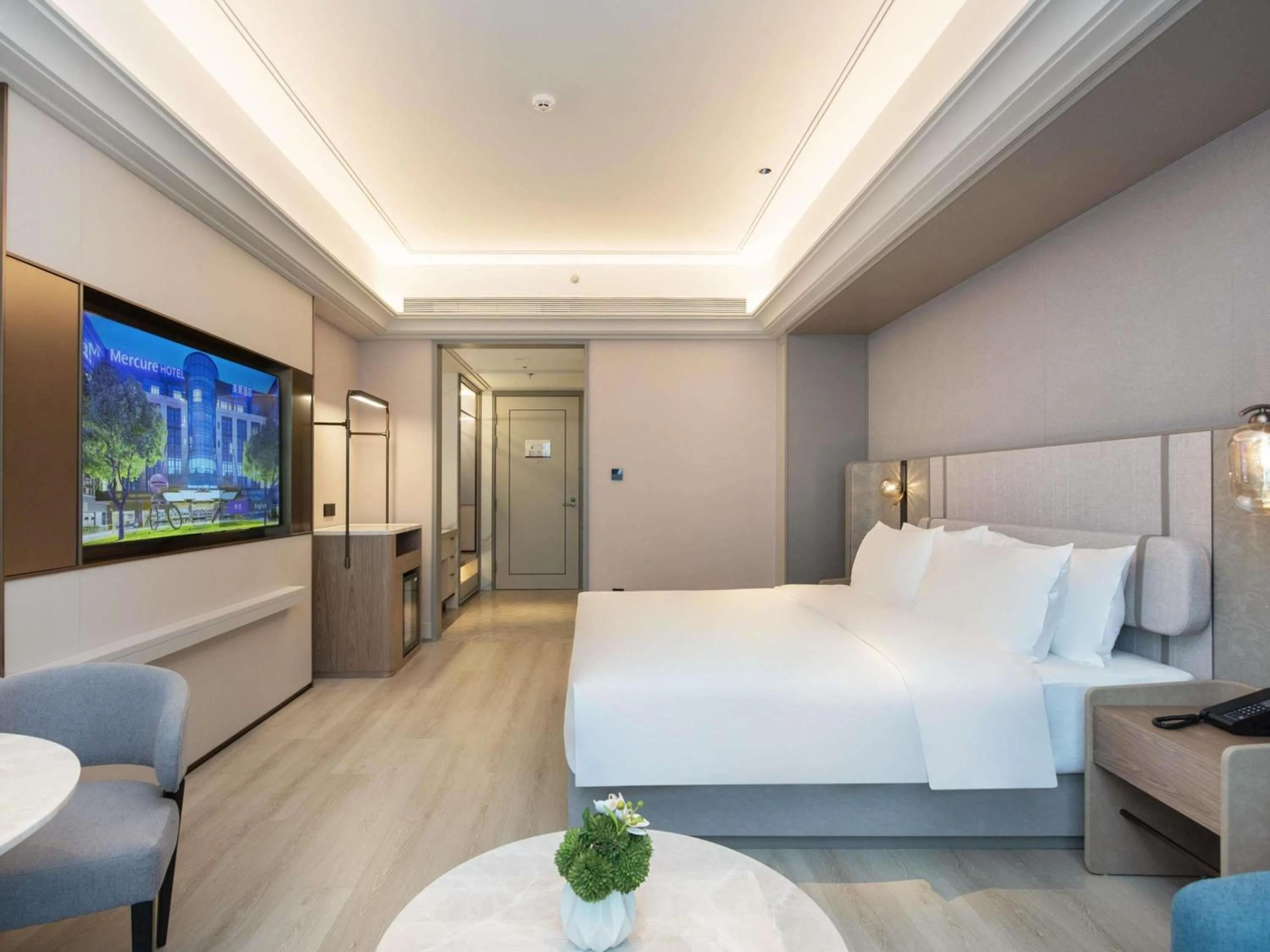 Bedroom in Mercure Haikou City Center