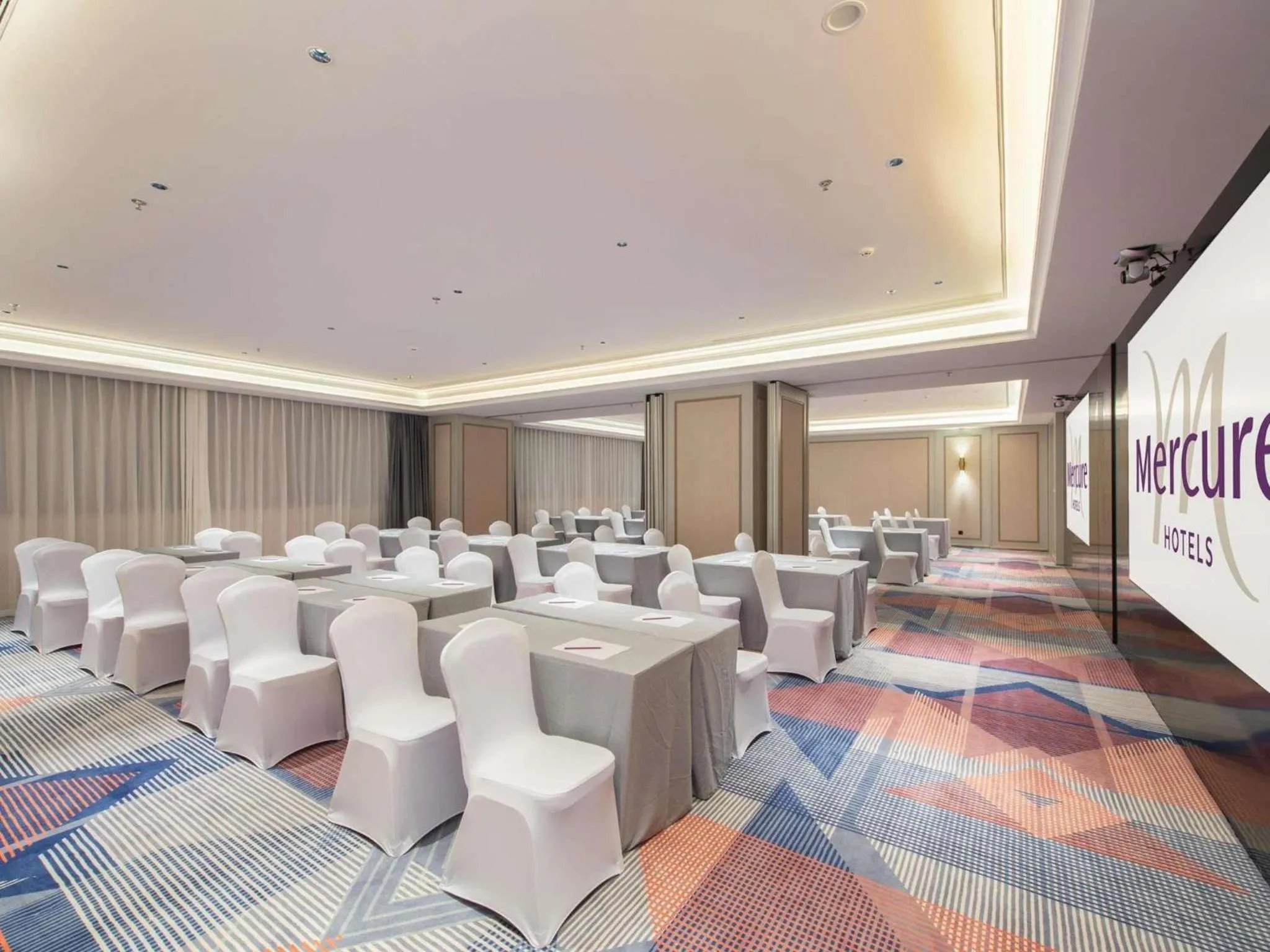 Meeting/conference room in Mercure Haikou City Center