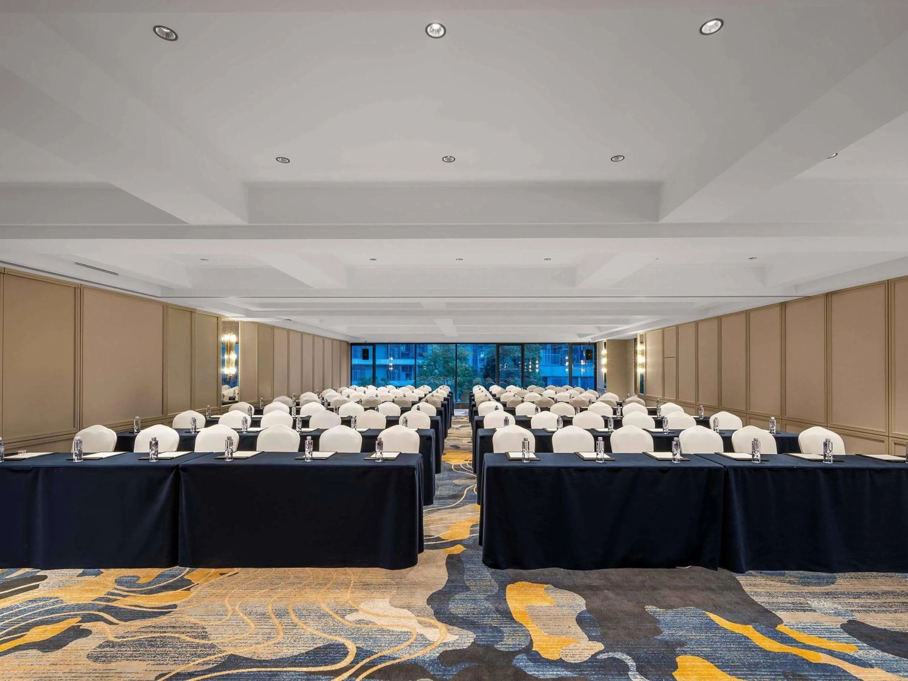 Meeting/conference room in Mövenpick by Accor Kuanzhai Alley Chengdu
