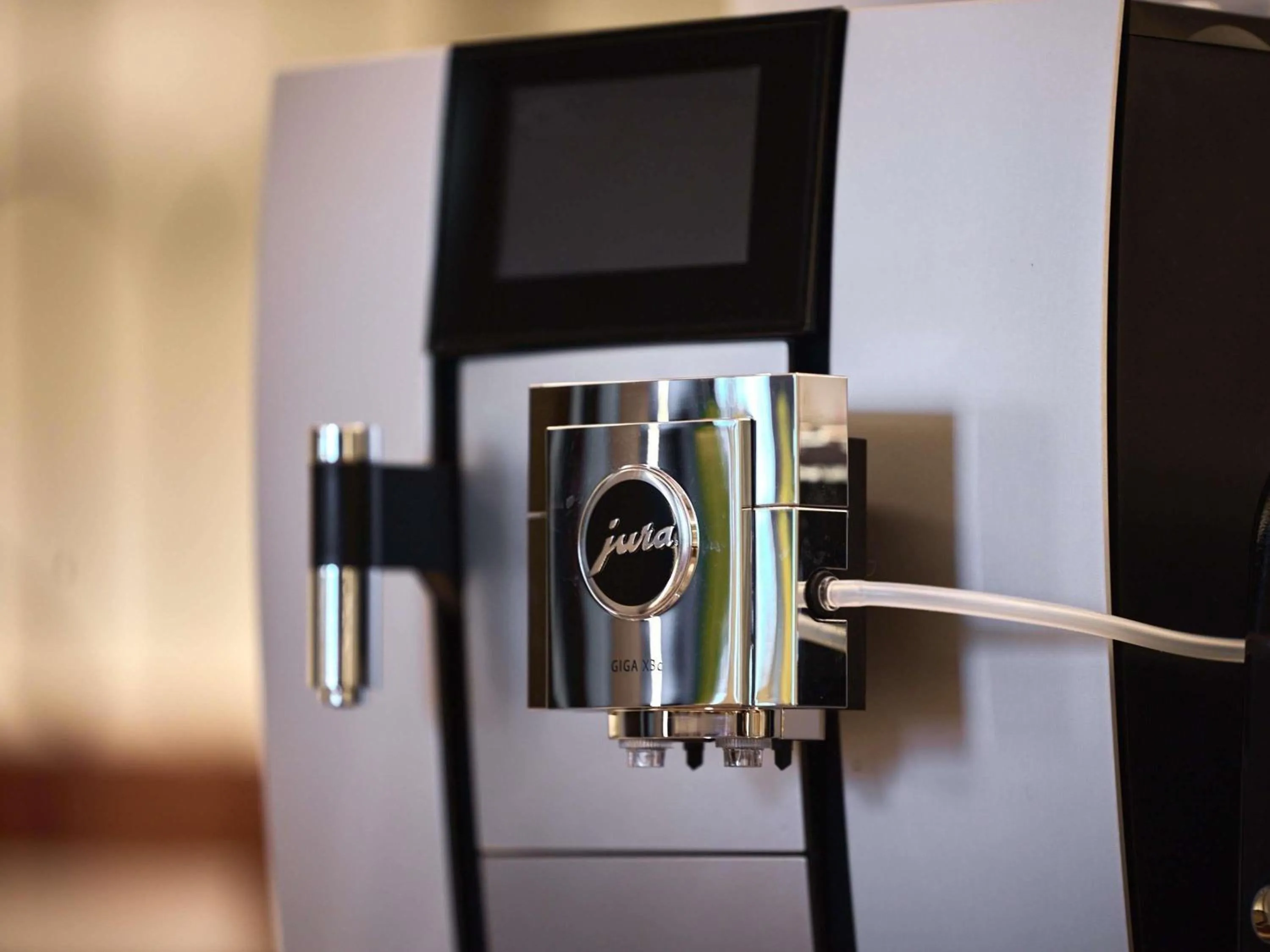 Restaurant/places to eat in Mercure Hangzhou West Lake Fengqi Road