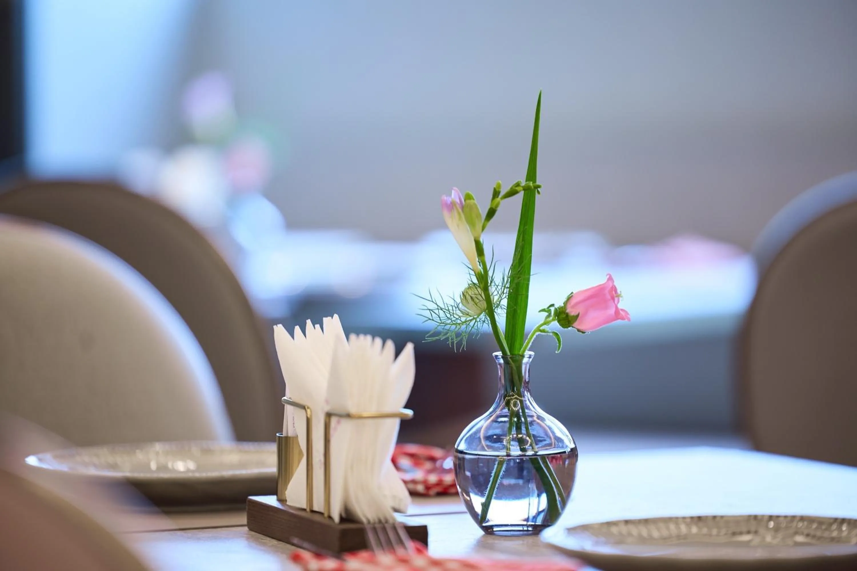 Dining area in Mercure Hangzhou West Lake Fengqi Road