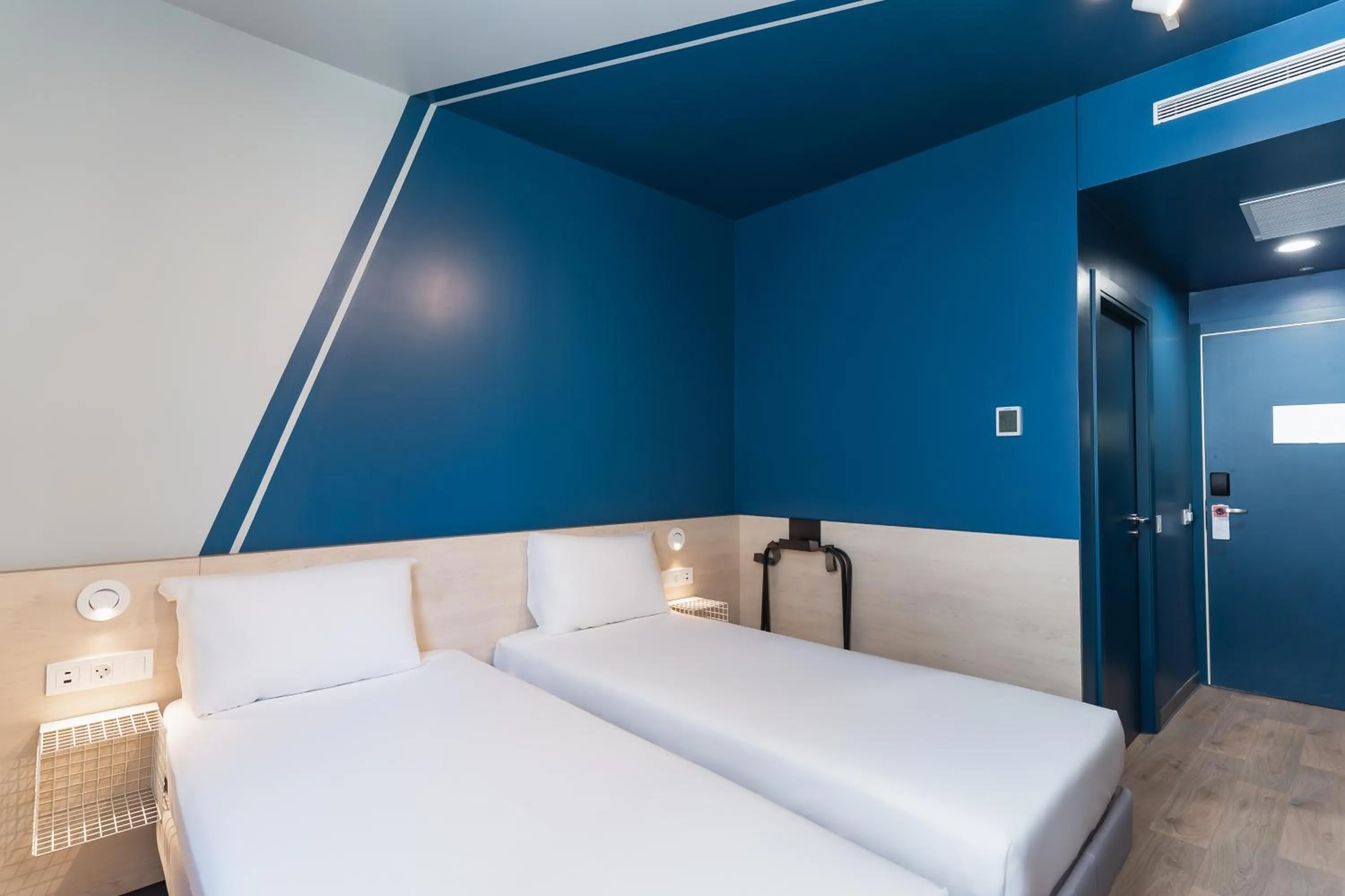 Bed in ibis budget Madrid Albasanz