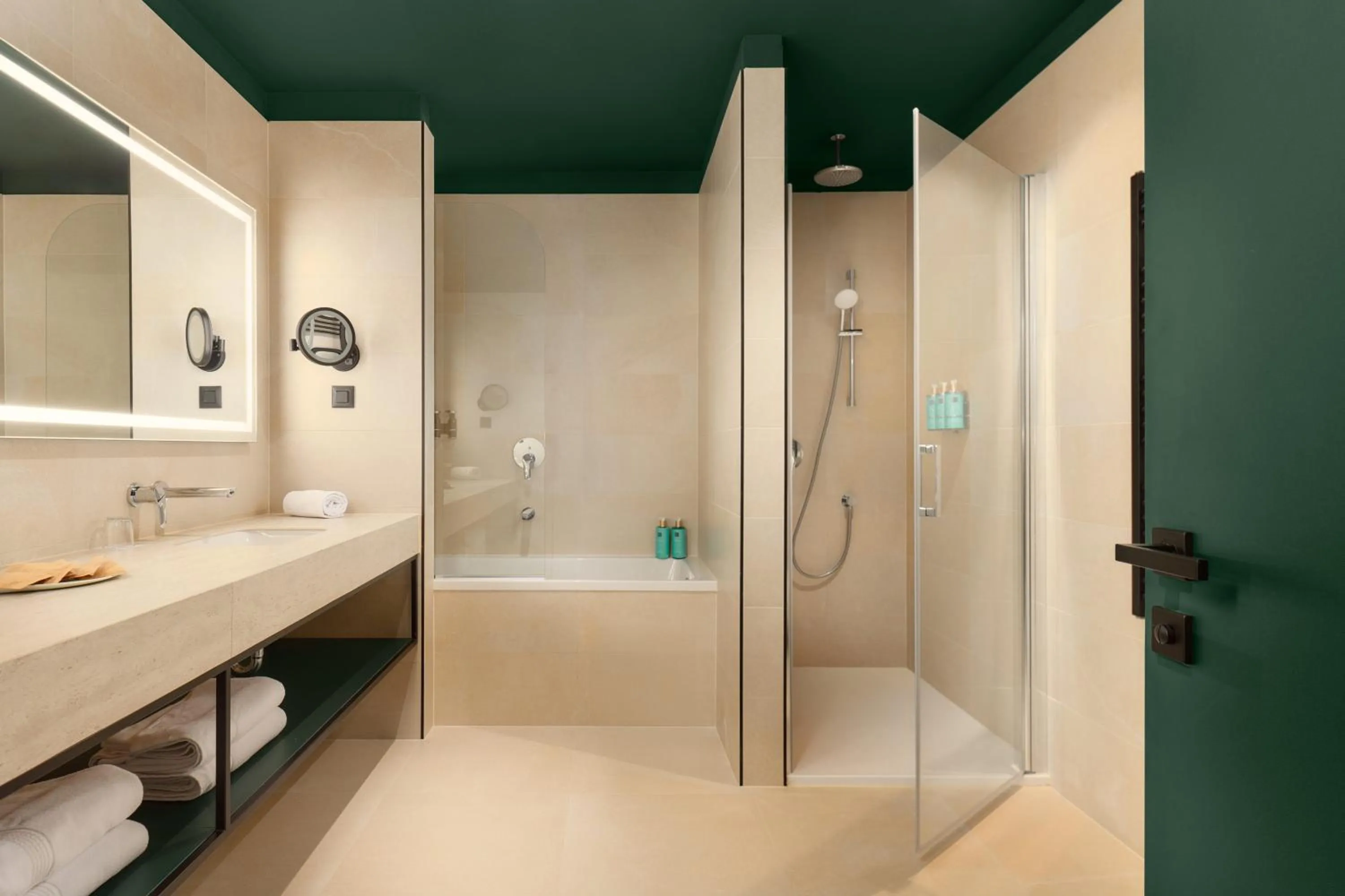 Bathroom in Novotel Zagreb