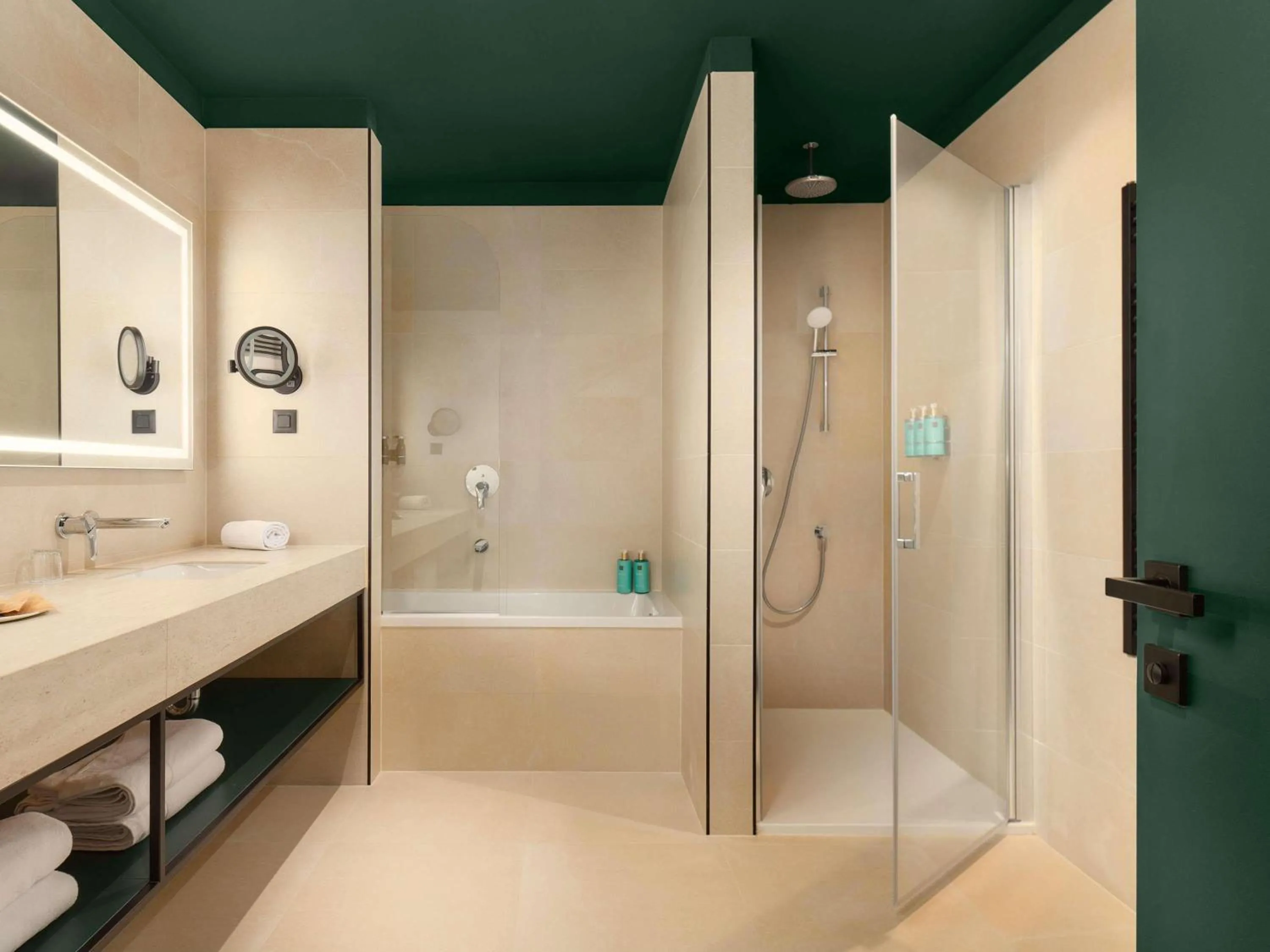 Bedroom in Novotel Zagreb