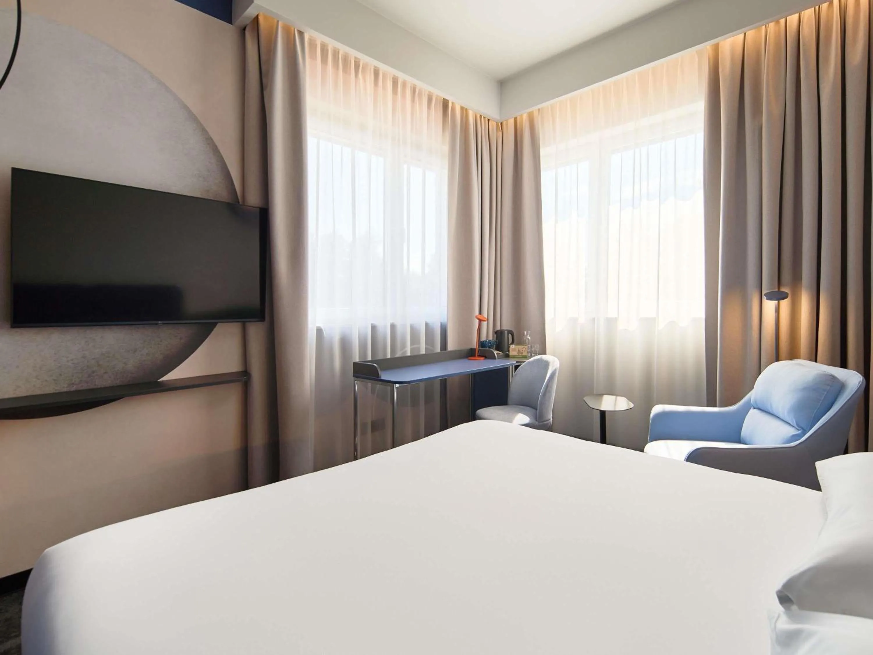 Bedroom, Bed in ibis Styles Katowice Airport