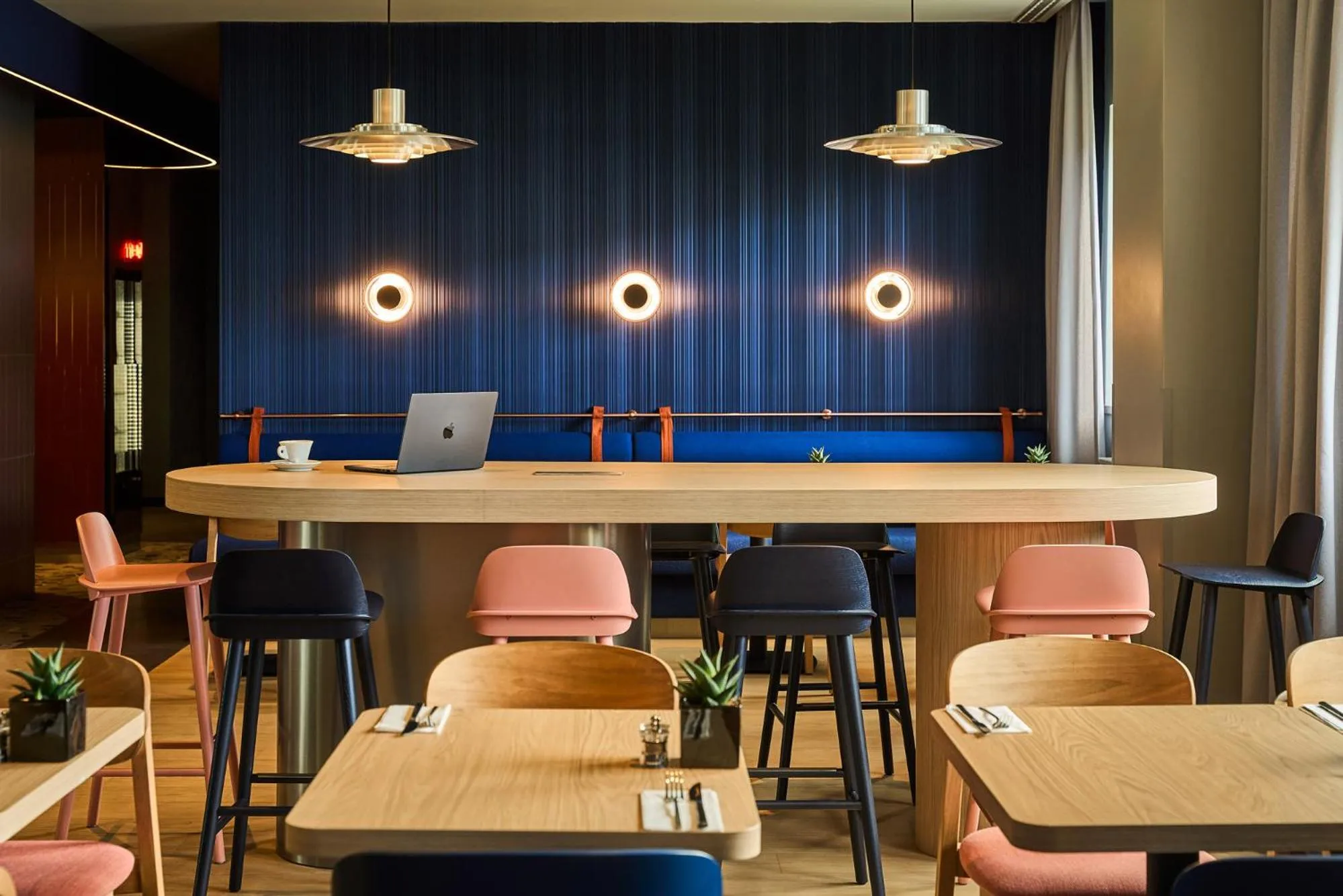 Restaurant/places to eat in ibis Styles Katowice Airport