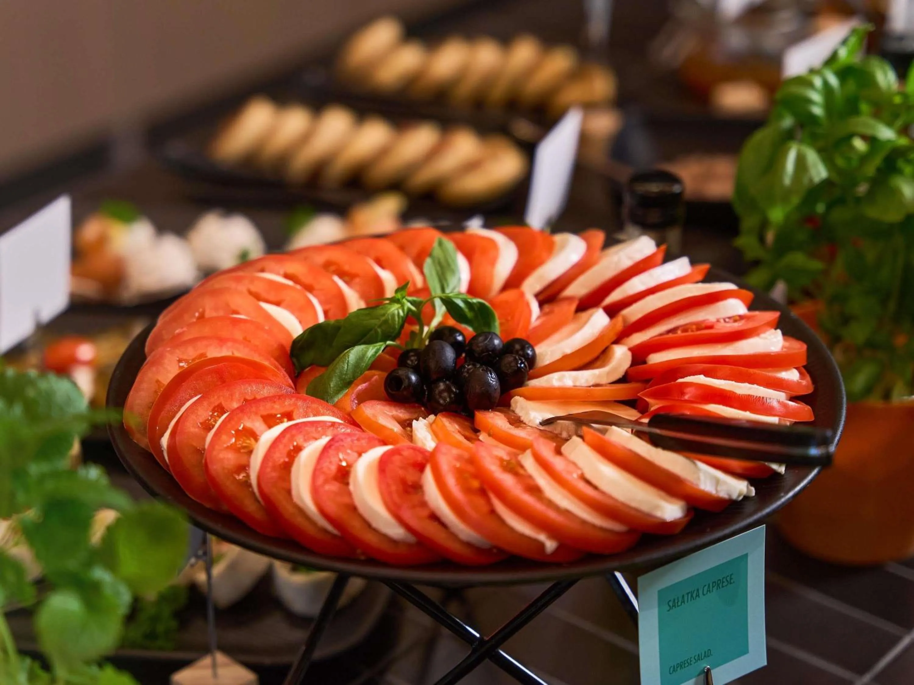 Restaurant/places to eat in ibis Styles Katowice Airport