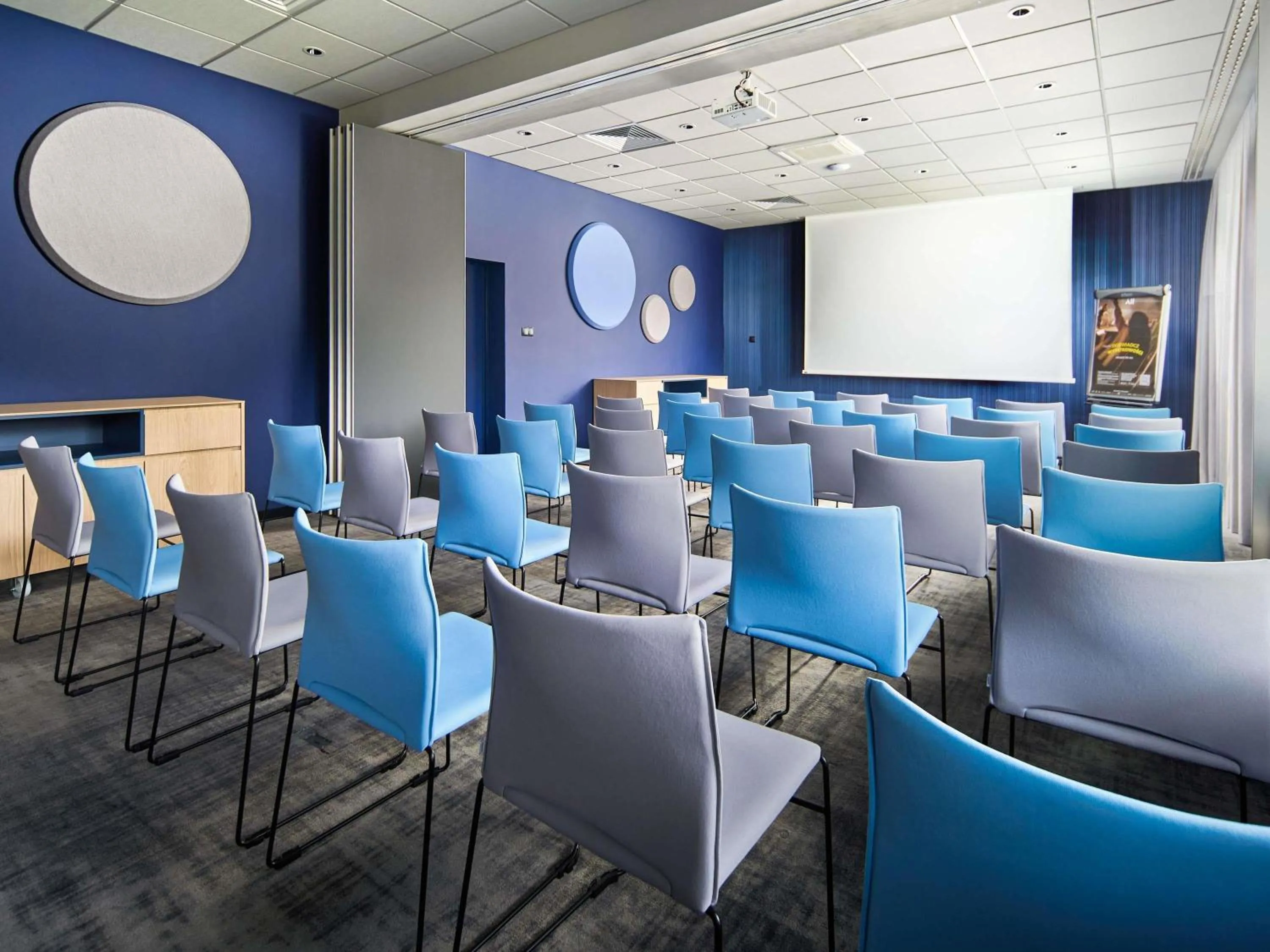 Meeting/conference room in ibis Styles Katowice Airport