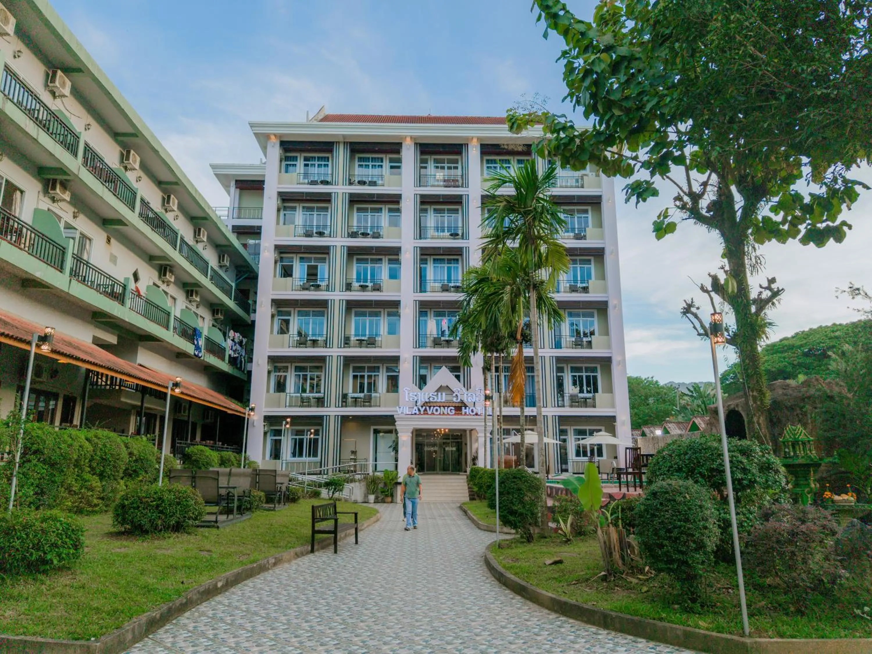 Property building in Vilayvong Hotel