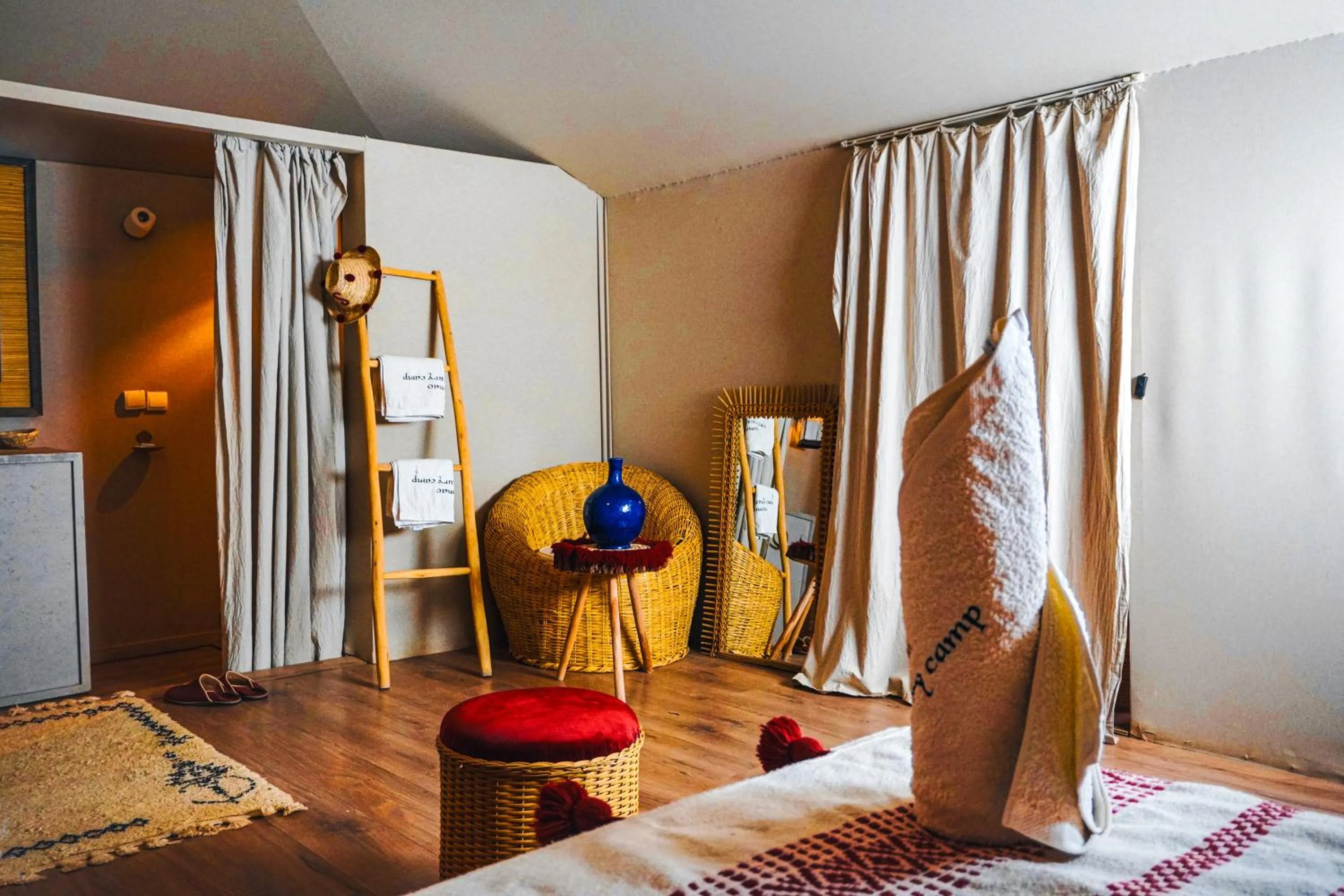 Bed in Sanmao Desert Luxury Camp