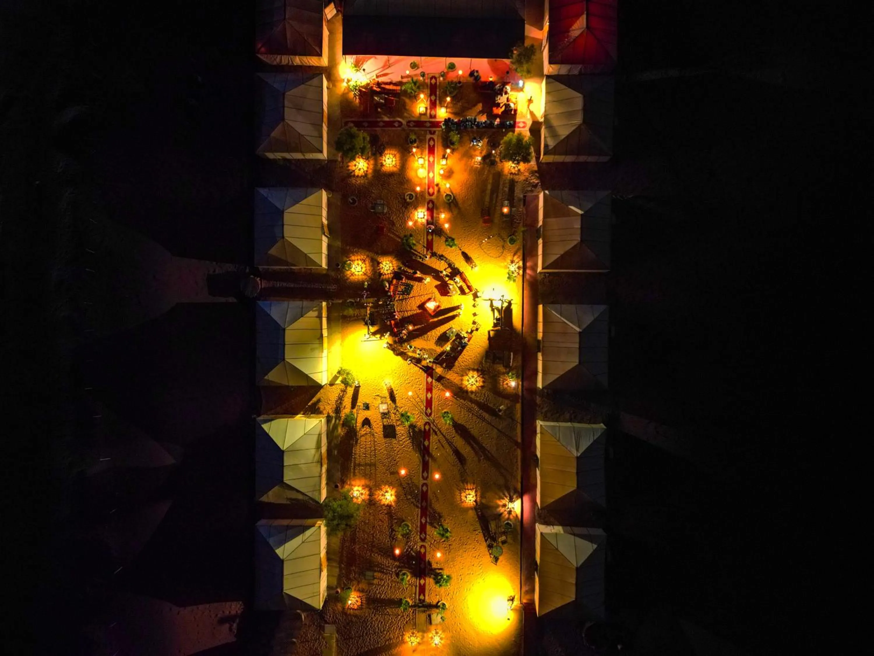 Sanmao Desert Luxury Camp