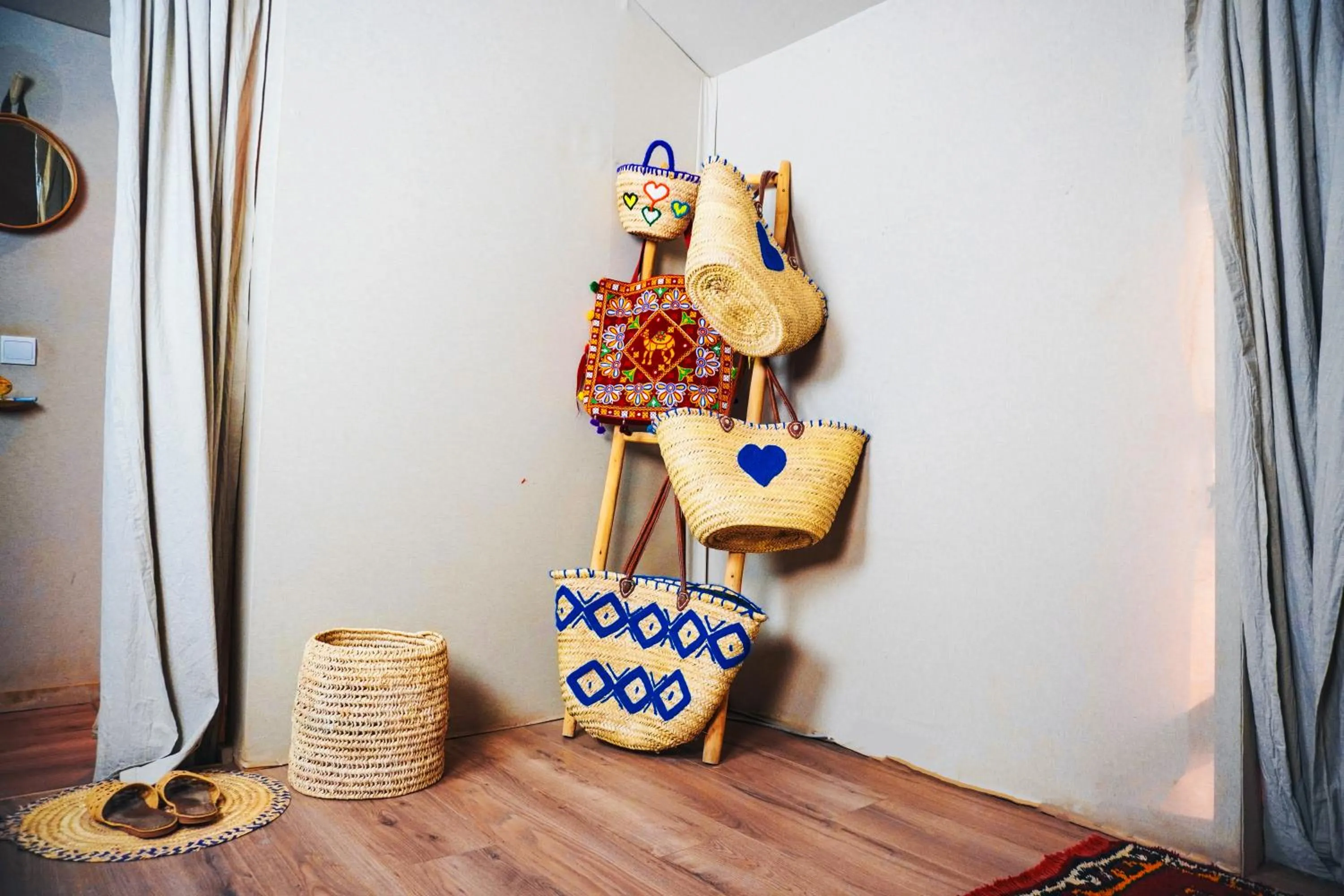 Sanmao Desert Luxury Camp