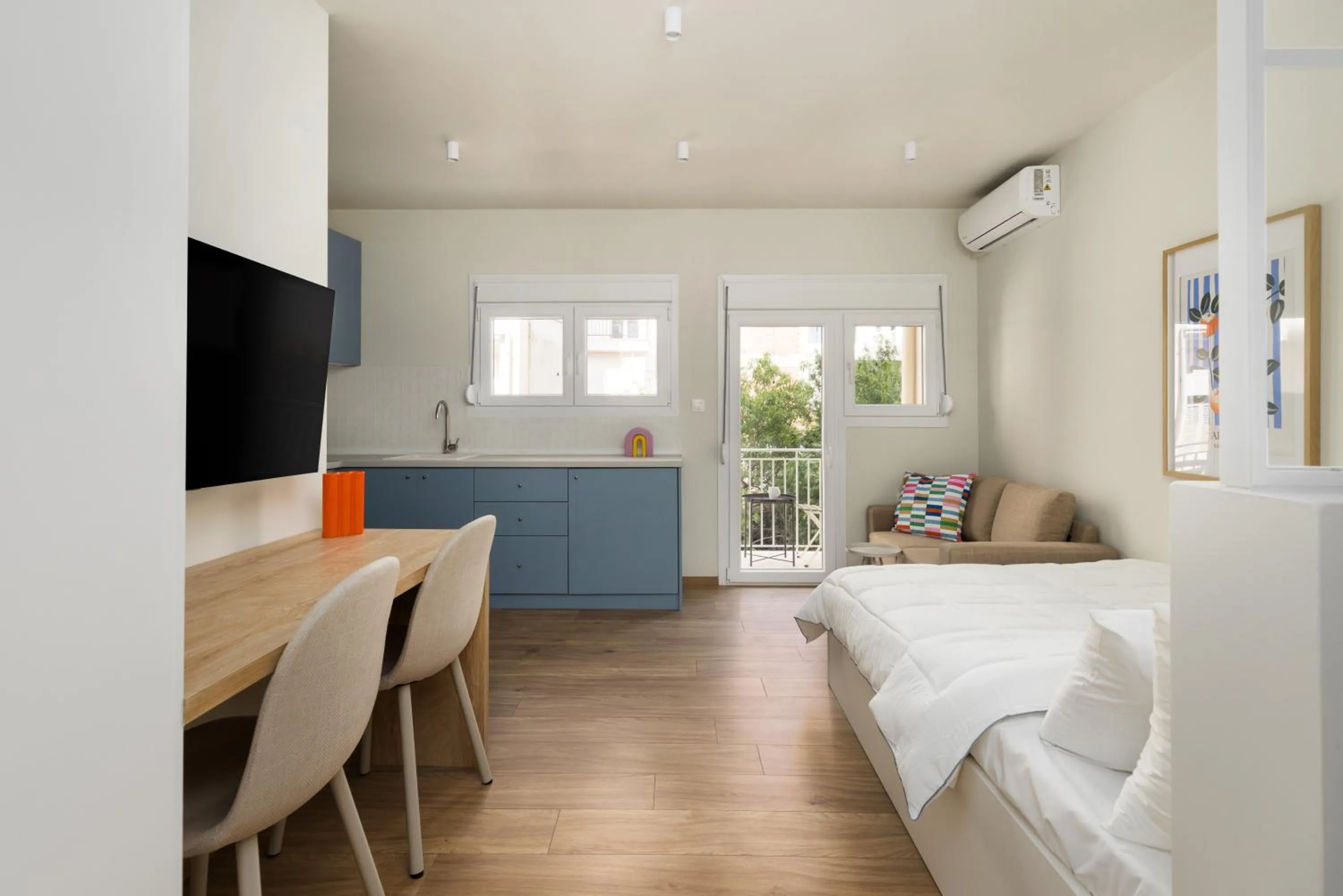Bed in Celine Volos by halu! Cozy apartments in the center